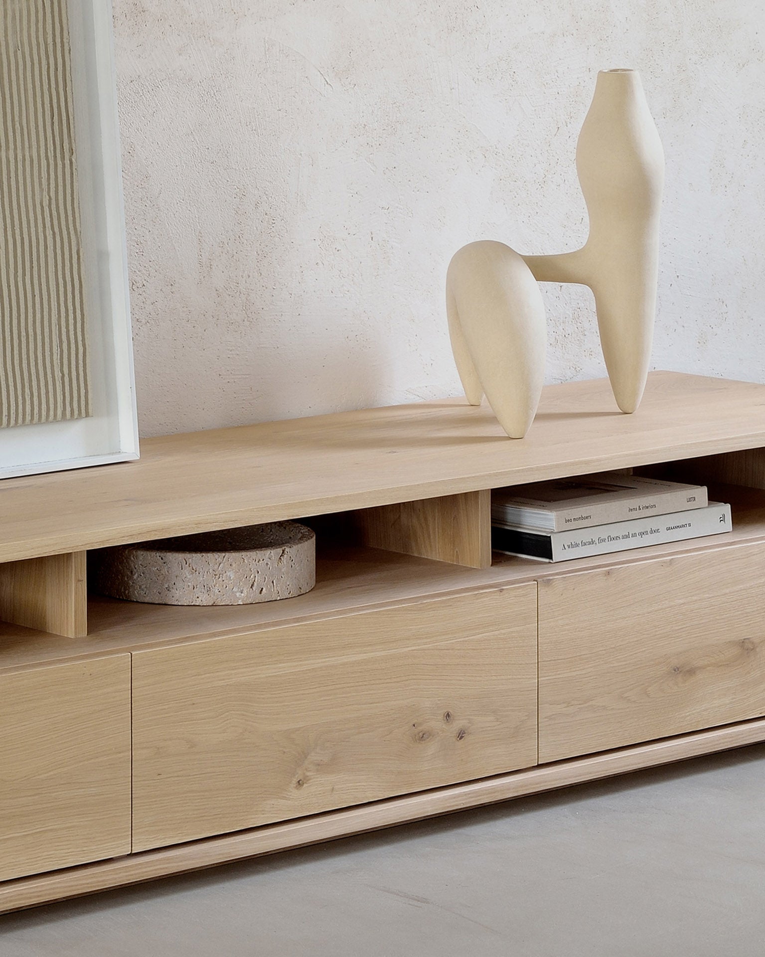Shadow Tv Cupboard | Oak | 3 Drawers