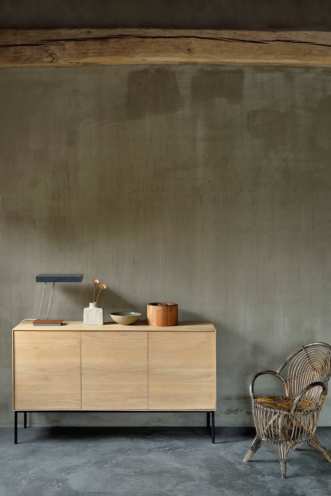 Whitebird Sideboard | Varnished Oak | 3 Doors
