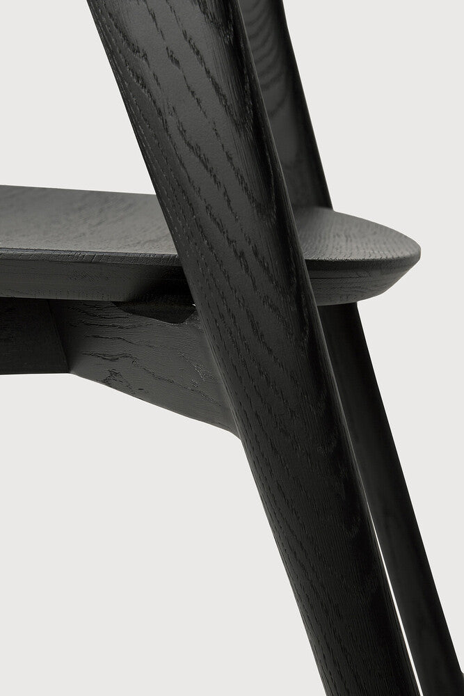 Bok Dining Chair | Varnished Oak | Black
