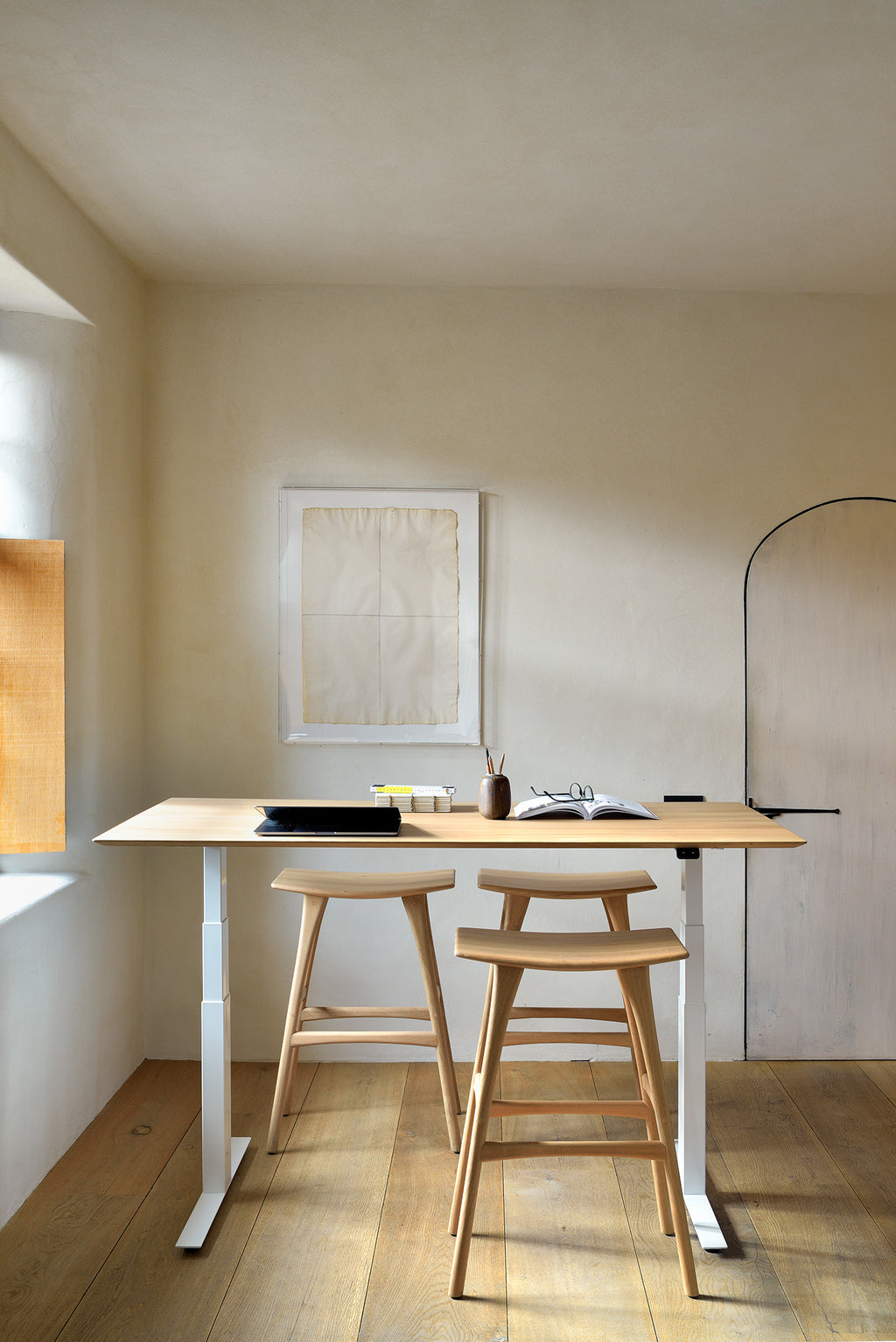 Osso Bar Stool | Varnished Oak