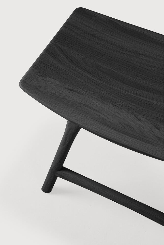 Osso Stool | Varnished Oak | Black