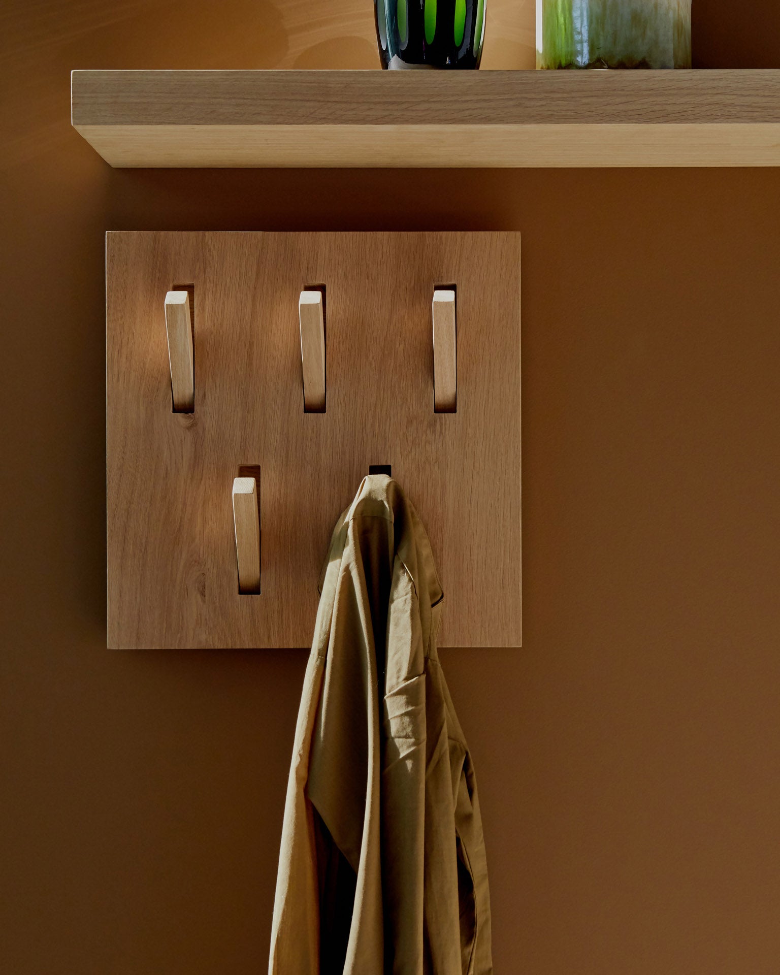Utilitile Wall Hanger | Varnished Oak | 5 Hangers