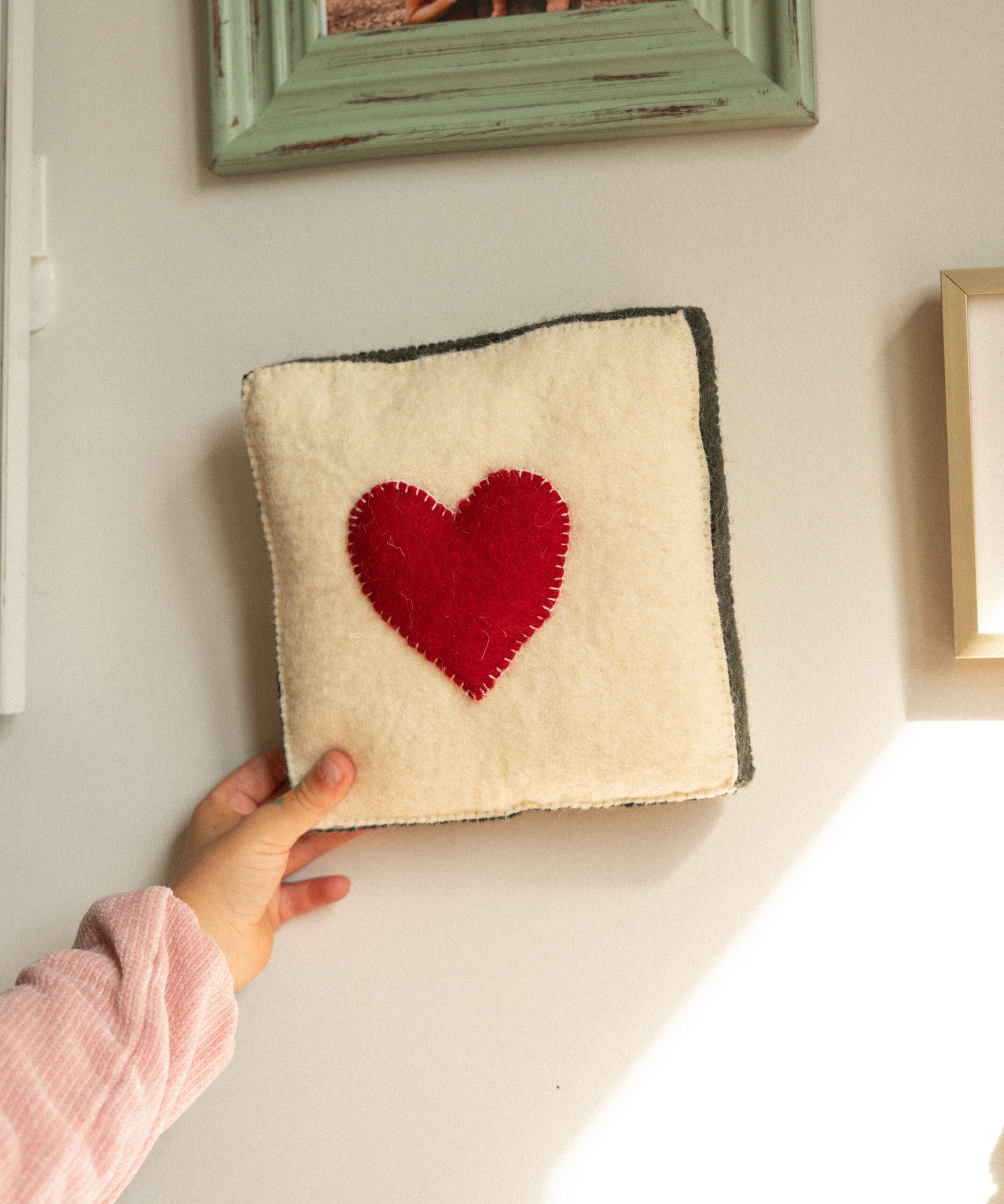 Red Heart Felt Wall Plaque