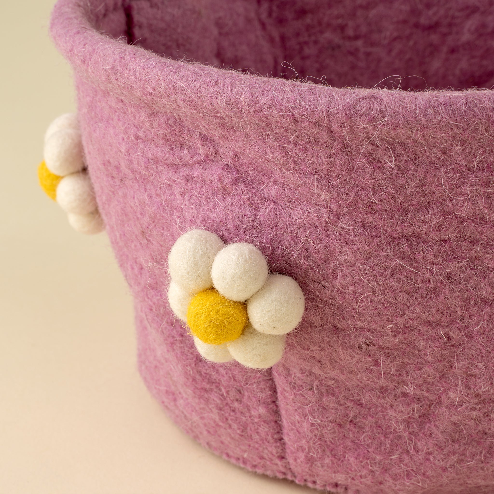 Daisy Felt Easter Basket, Purple