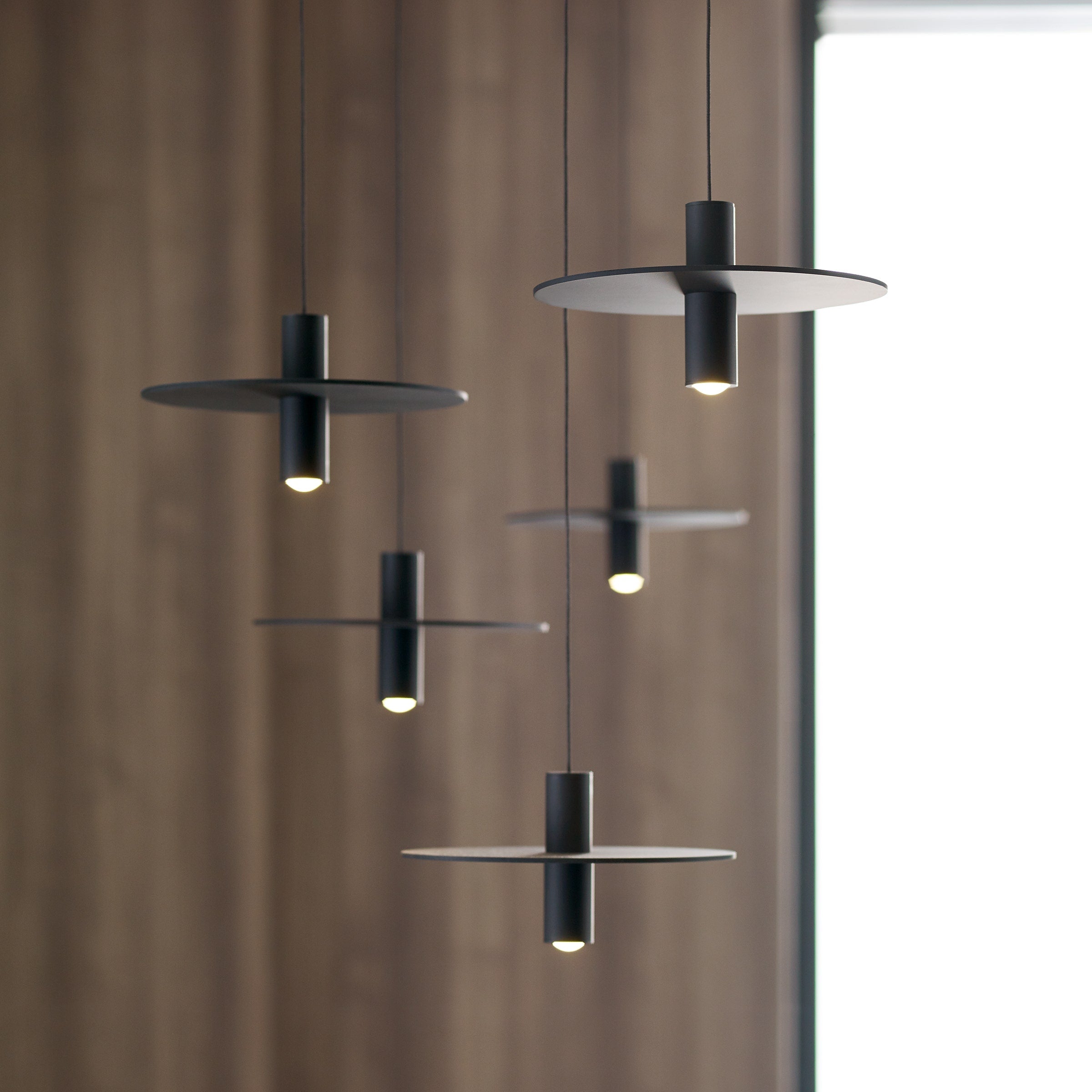 Mini Ponte Pendant | Nightshade Black | Metal Shade Monopoint Bulb(s) Included