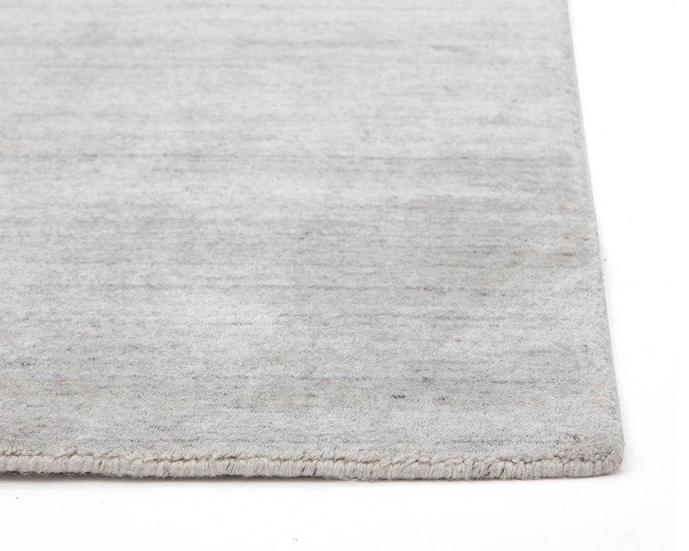 Alaska Hand-Loomed Rug - Grey / Ivory - 8' X 10'