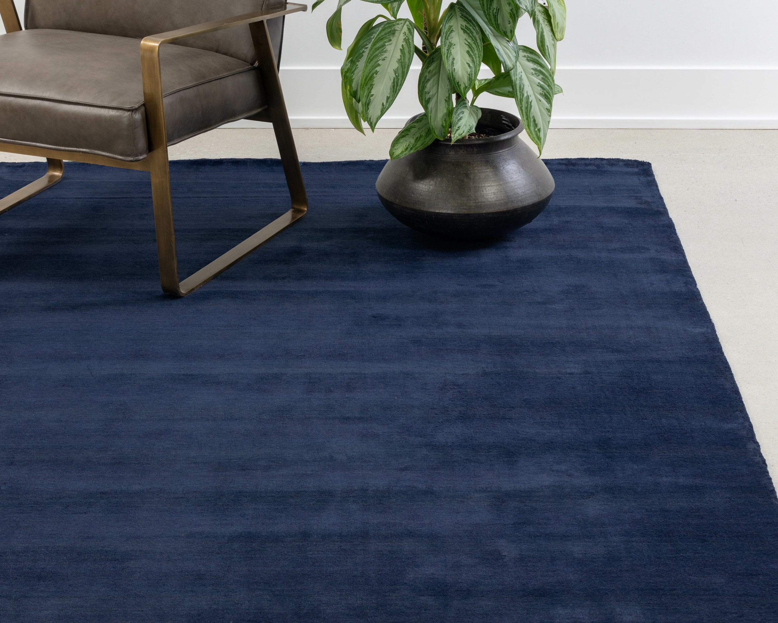 Alaska Hand-Loomed Rug - Navy - 8' X 10'