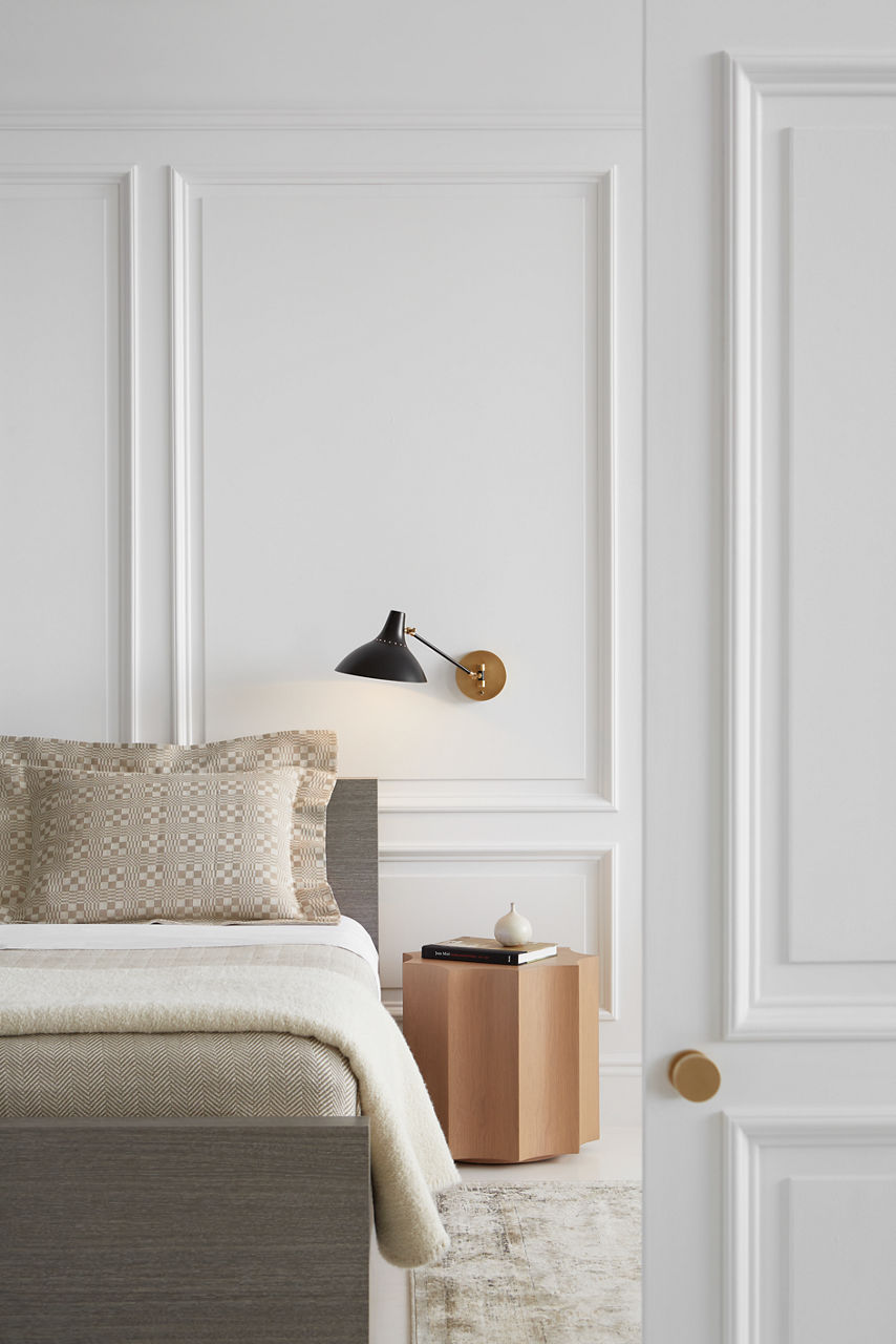 Charlton Wall Light | Black and Hand-Rubbed Antique Brass