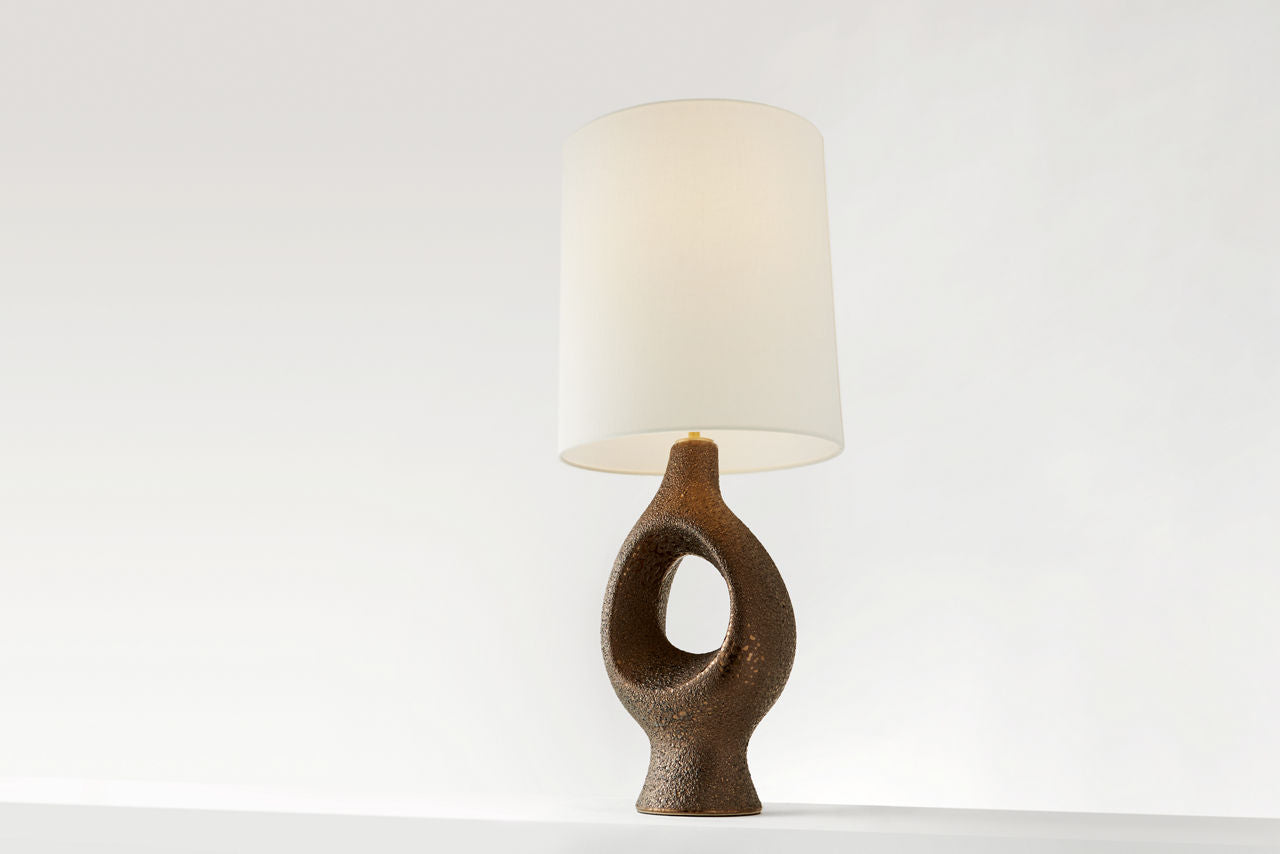 Capra Medium Table Lamp | Chalk Burnt Gold | Linen Shade