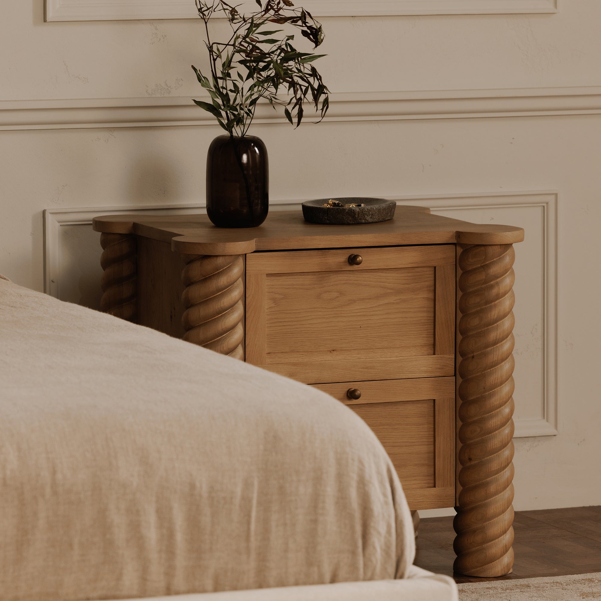 Treccia 2 Drawer Nightstand Oak