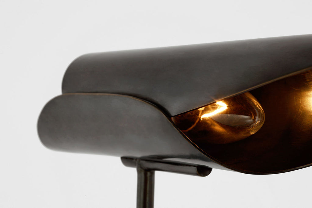 Flore Floor Lamp | Gun Metal
