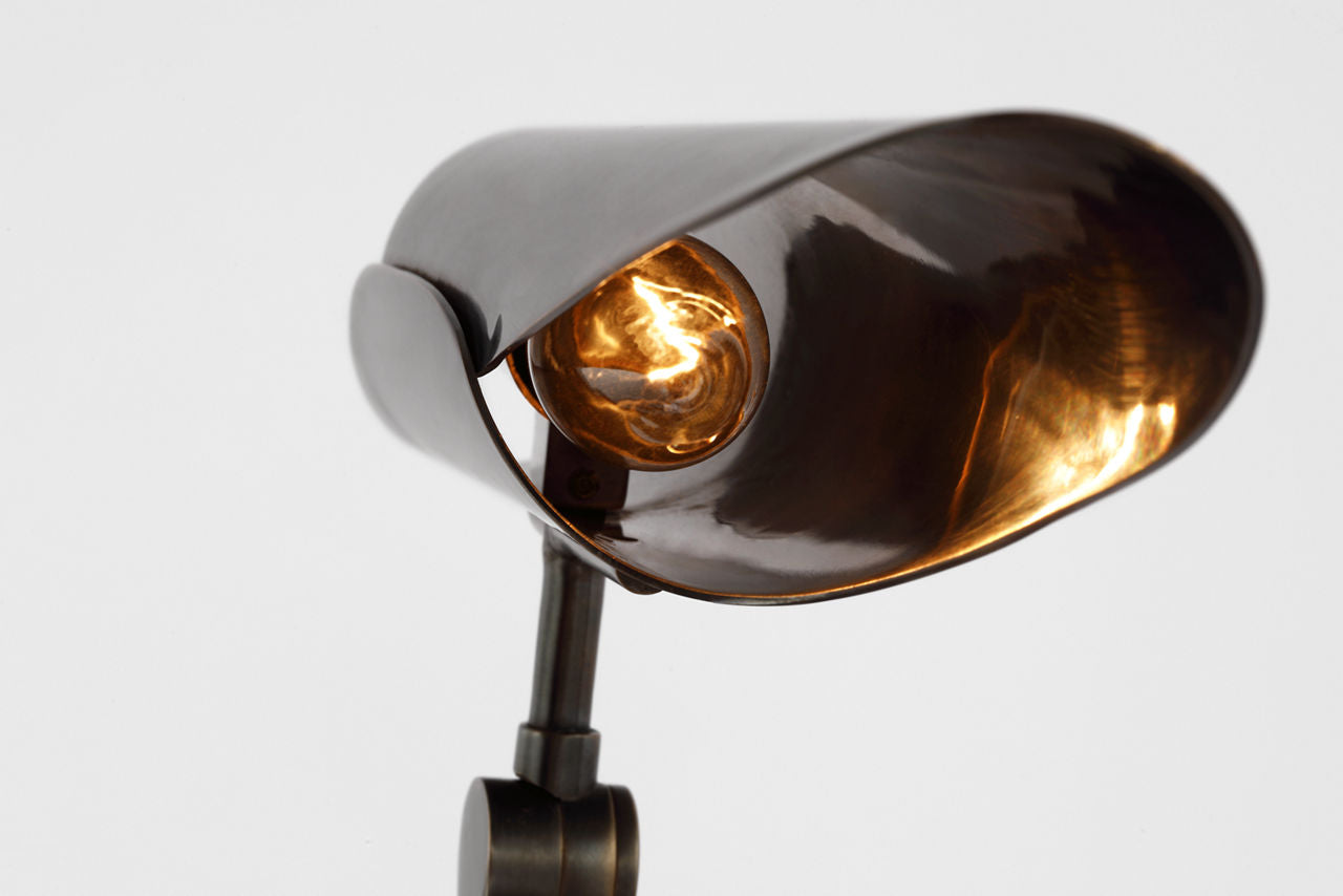 Flore Floor Lamp | Gun Metal