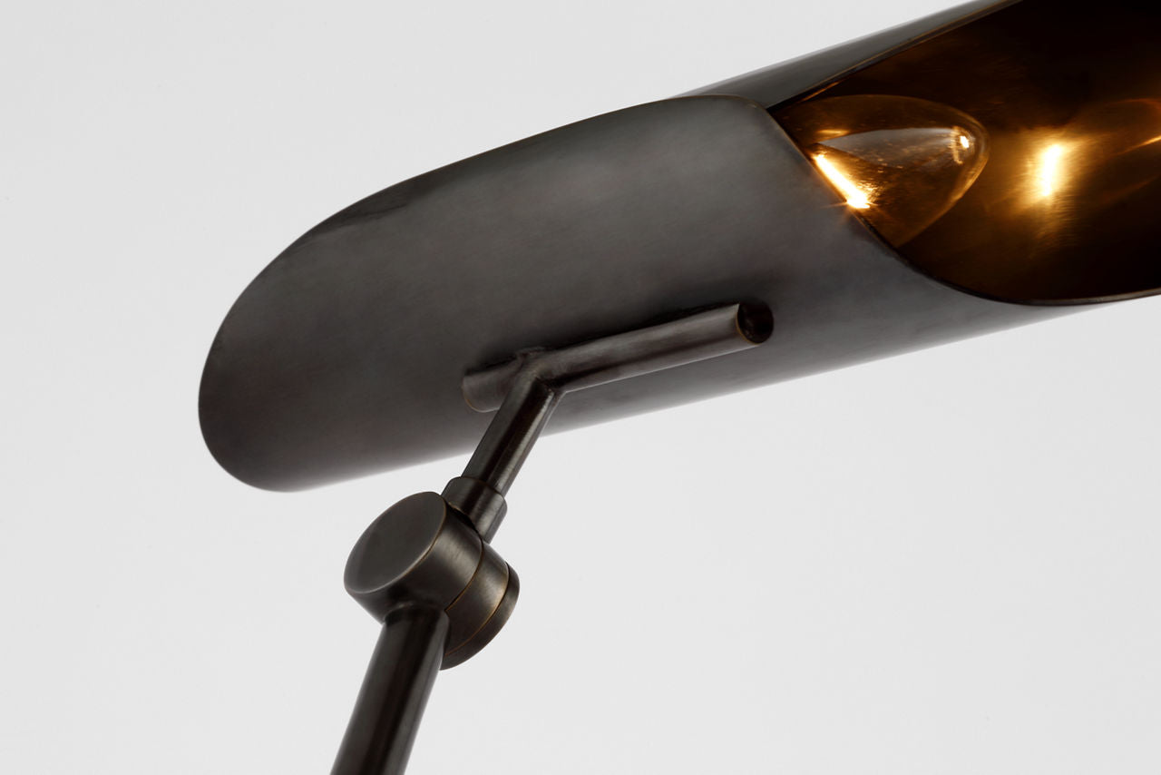 Flore Floor Lamp | Gun Metal