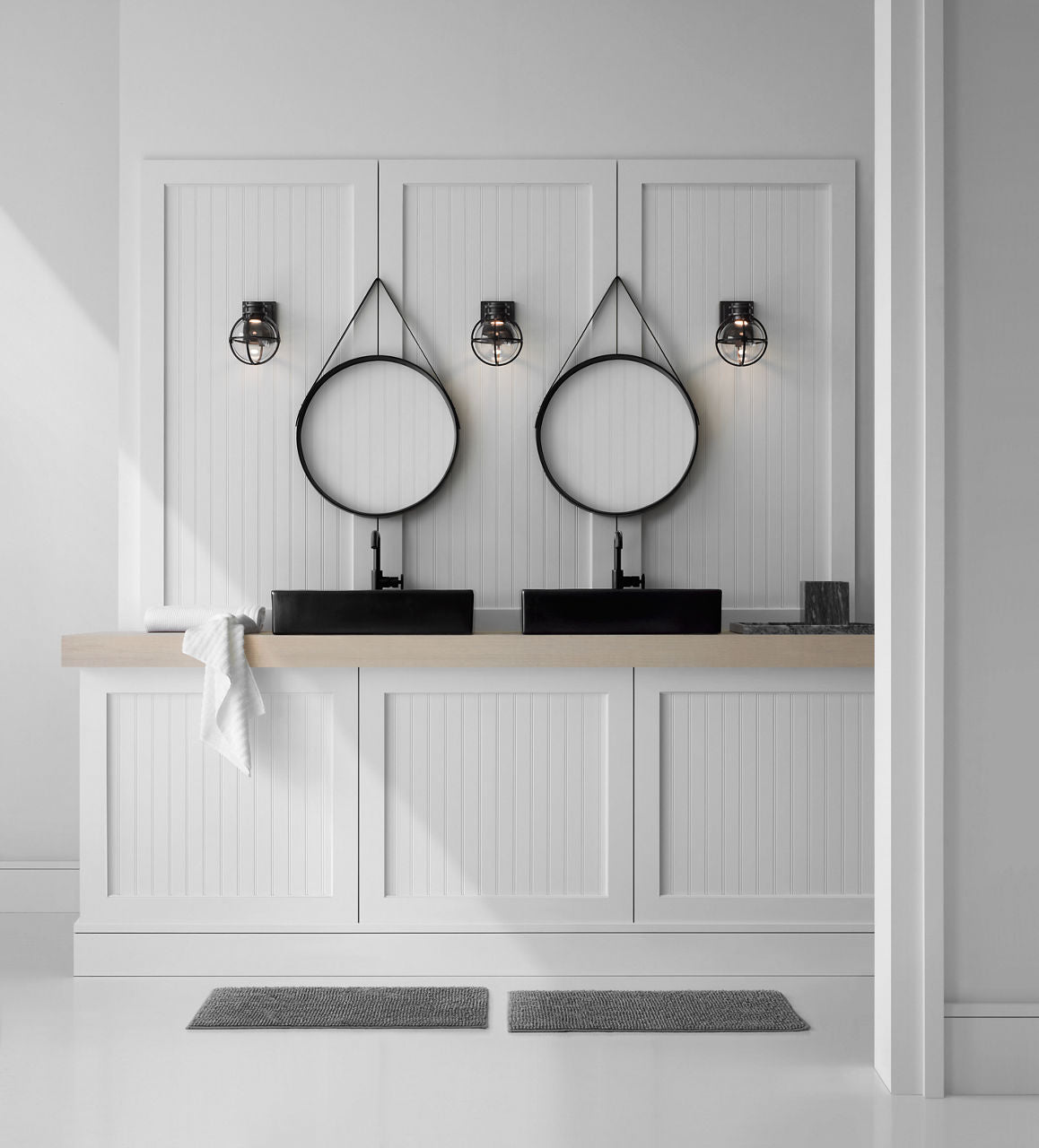 Gracie Single Sconce | Bronze | Clear Glass