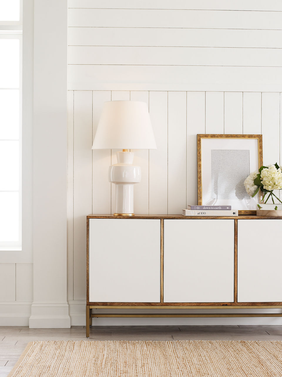 Eerdmans Medium Table Lamp | Ivory | Linen Shade