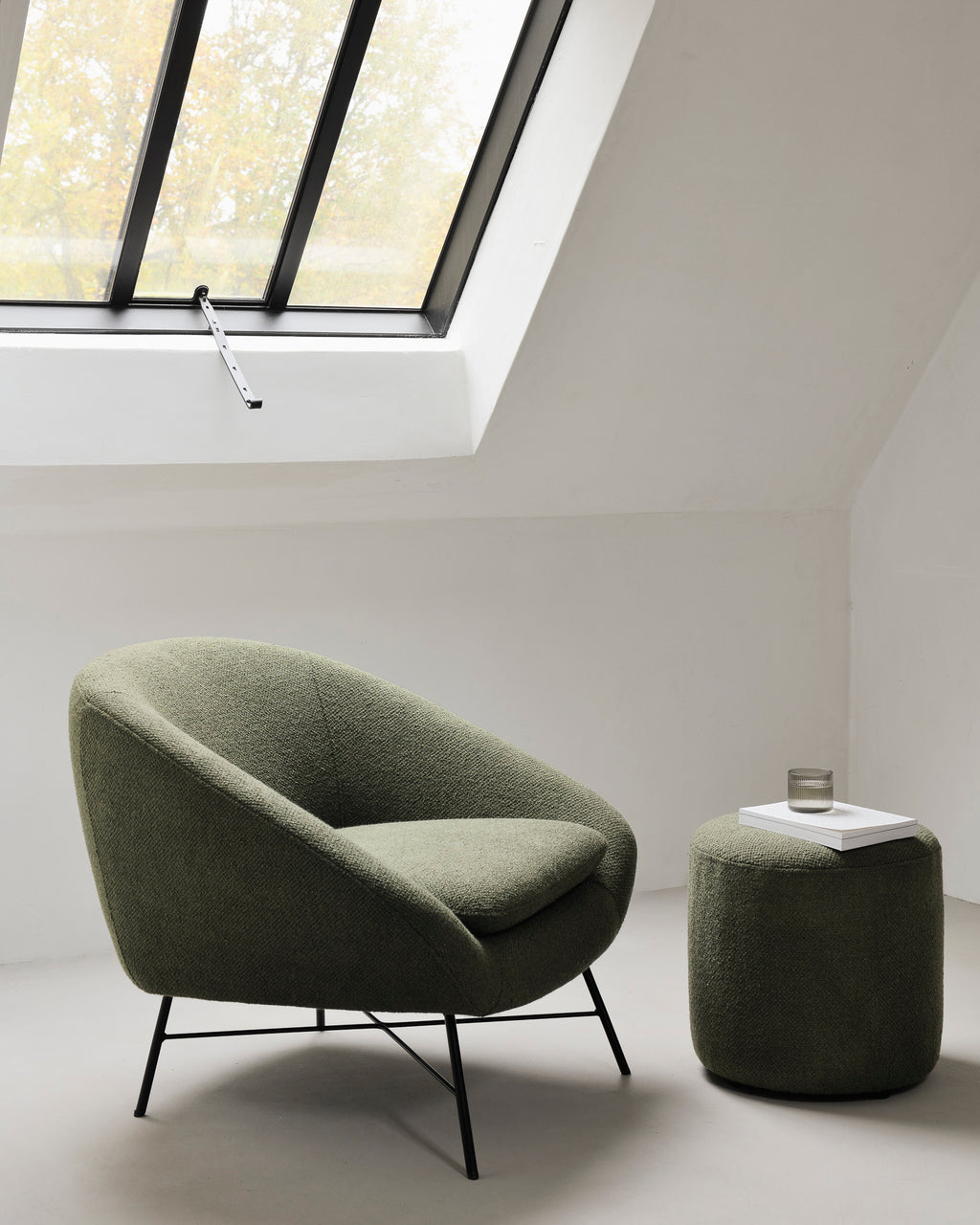 Barrow Lounge Chair | Pine Green Fabric