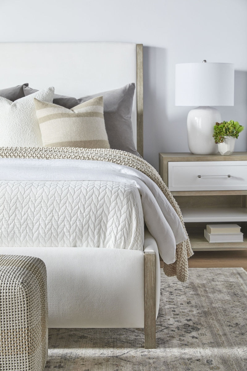 Emmett Queen Bed | LiveSmart Peyton Pearl