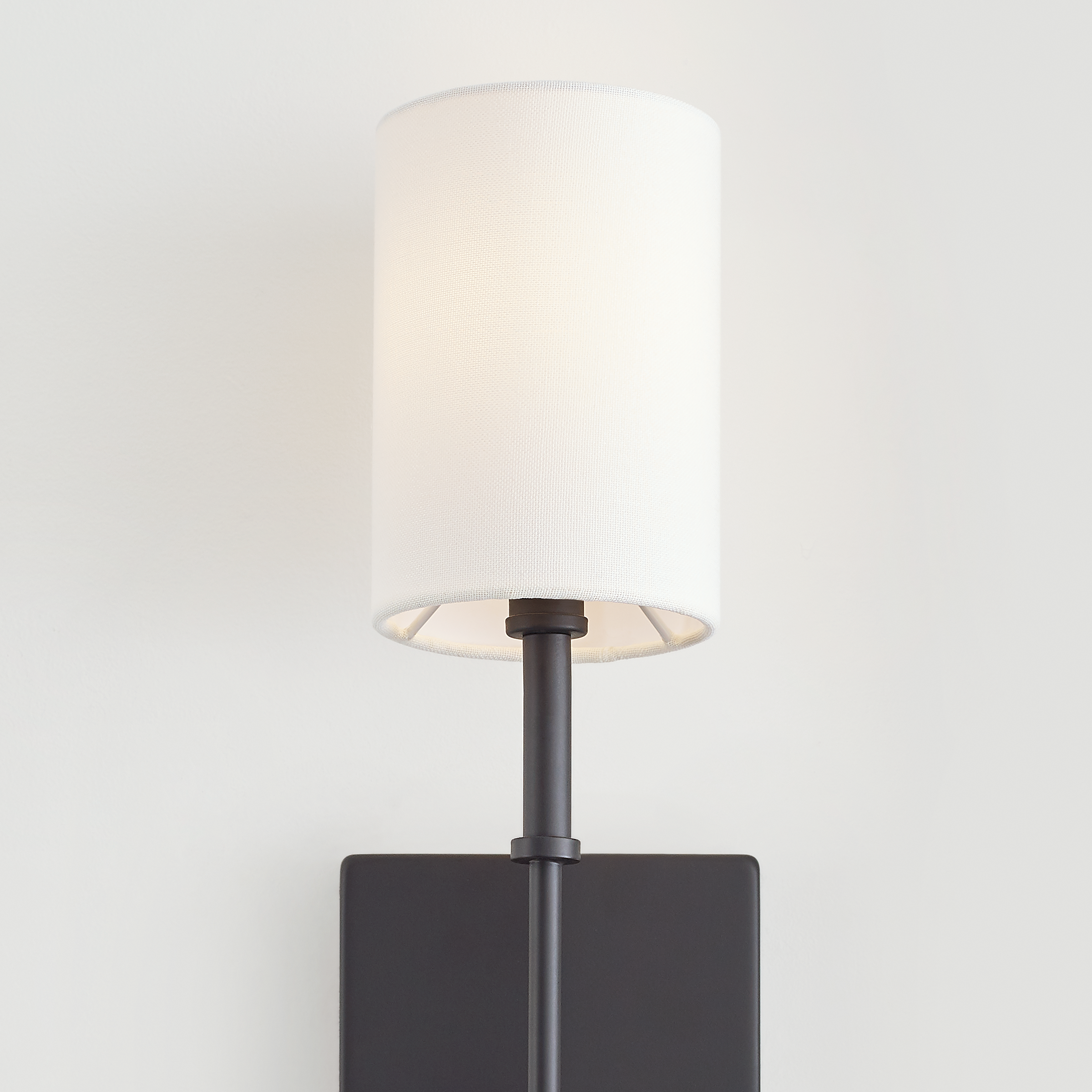Foxdale 1-Light Sconce | Midnight Black