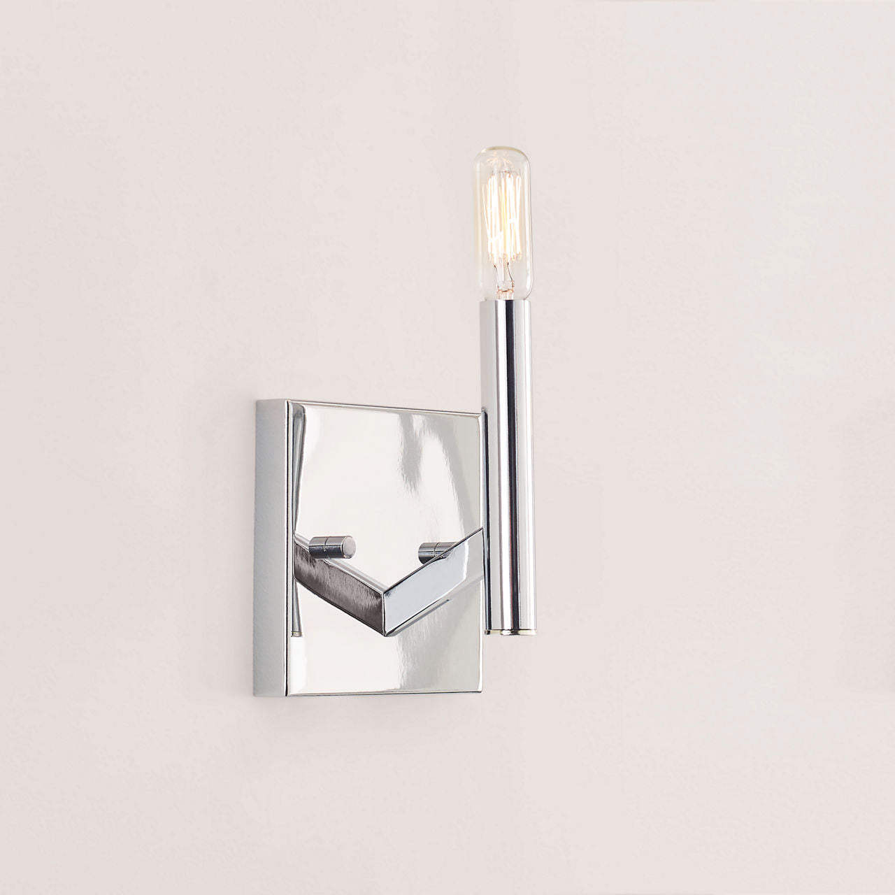 Vector One Light Wall / Bath Sconce Chrome