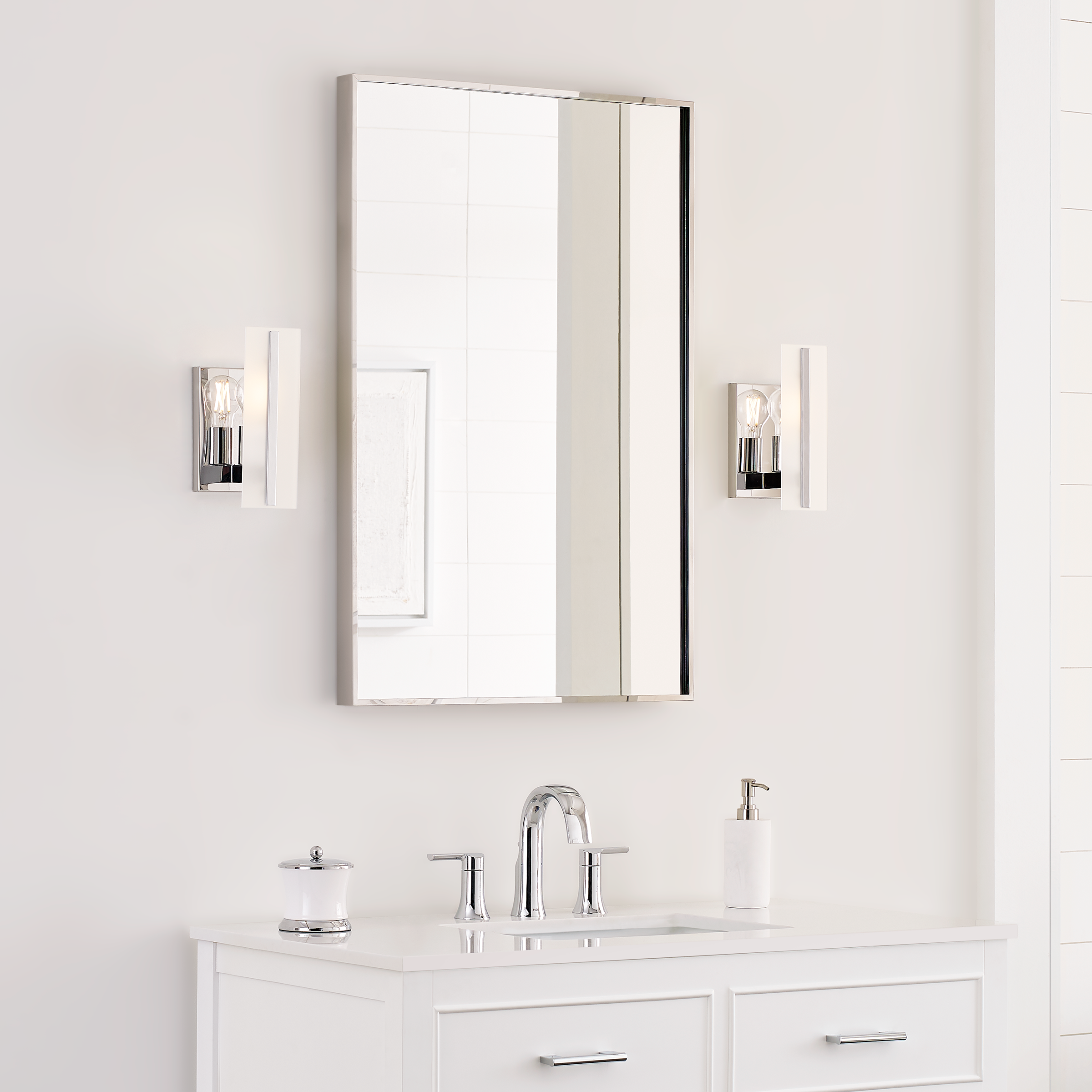Dex One Light Wall / Bath Sconce Chrome