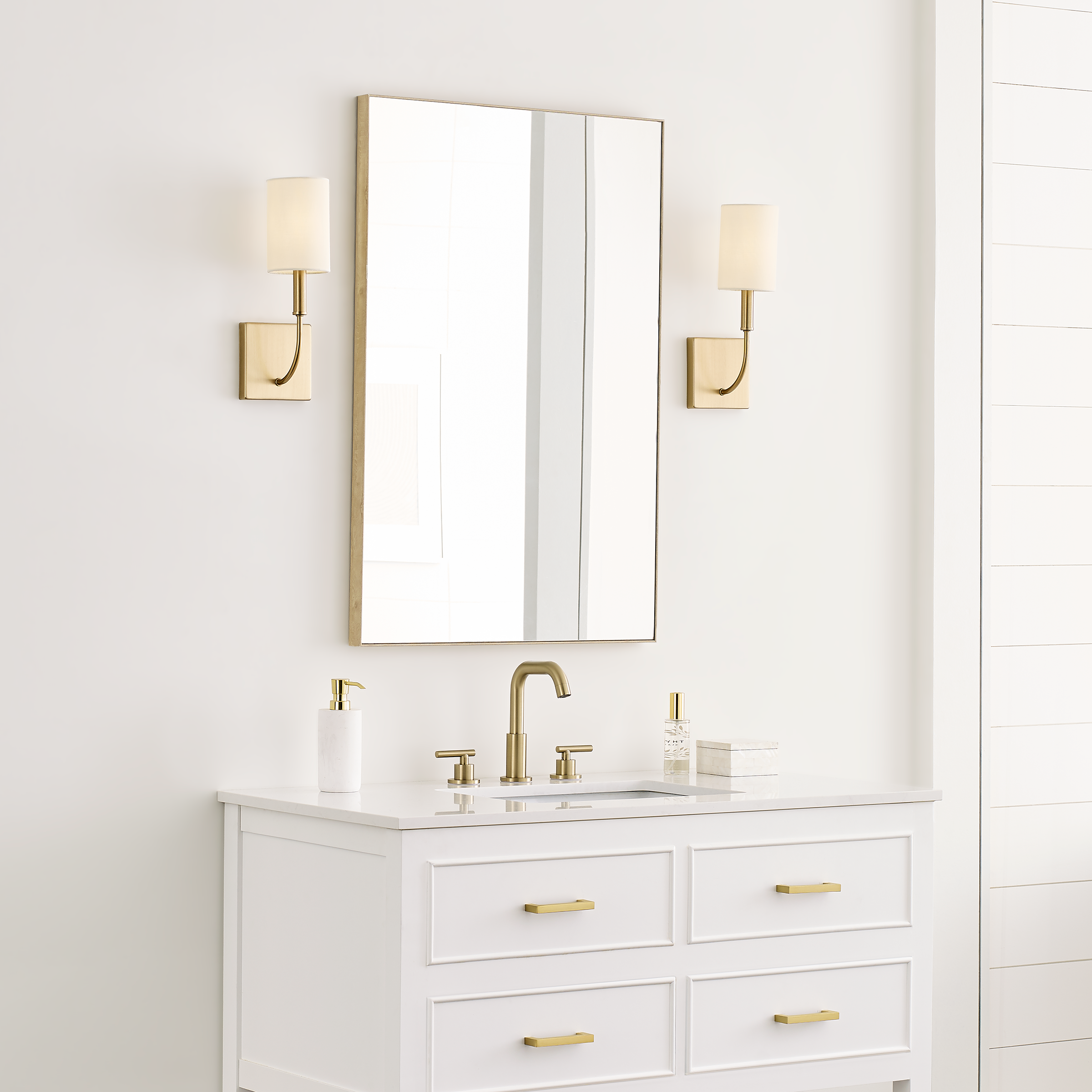 Greenwich 1-Light Sconce | Satin Brass Bulb(s) Not Included
