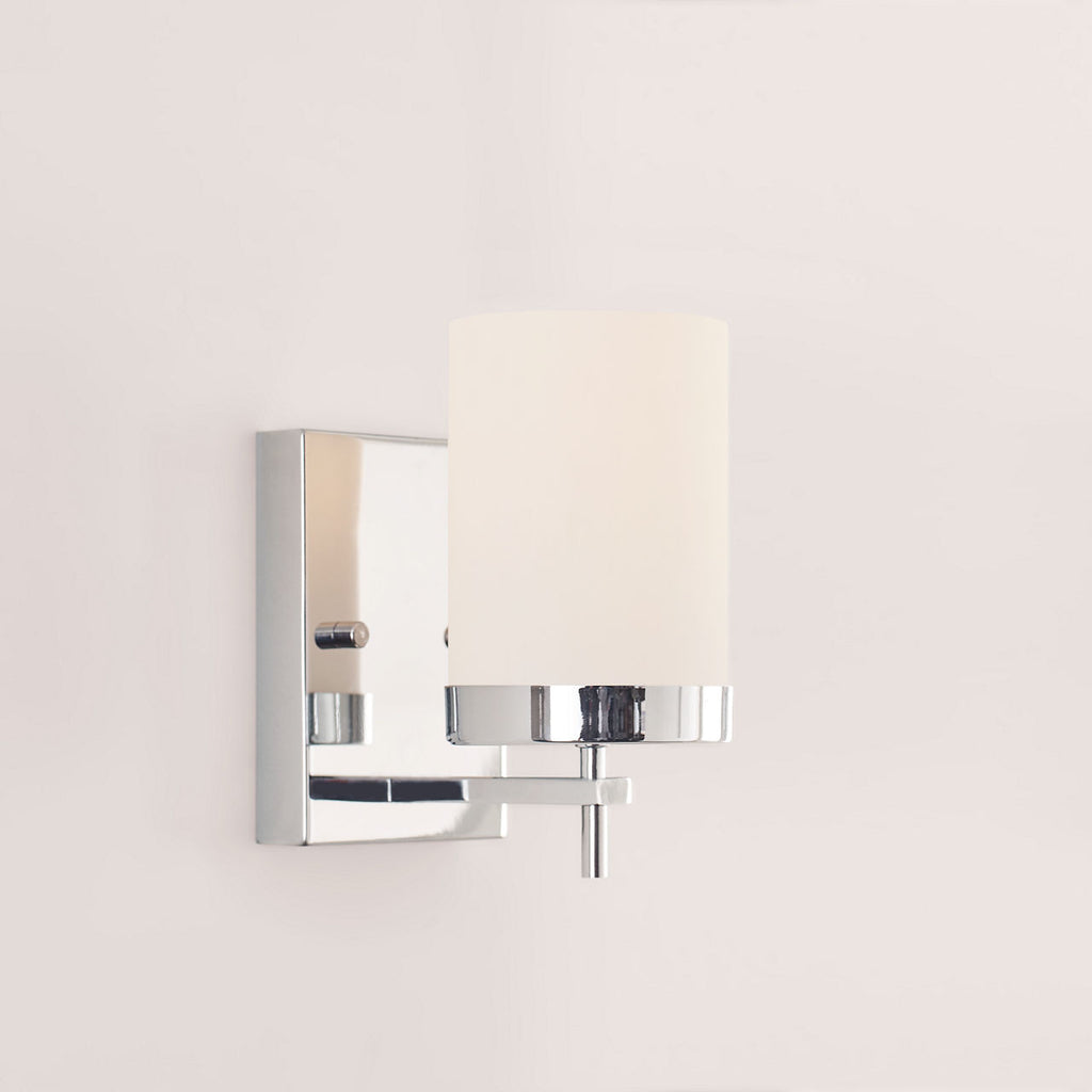Zire One Light Wall / Bath Sconce | Chrome