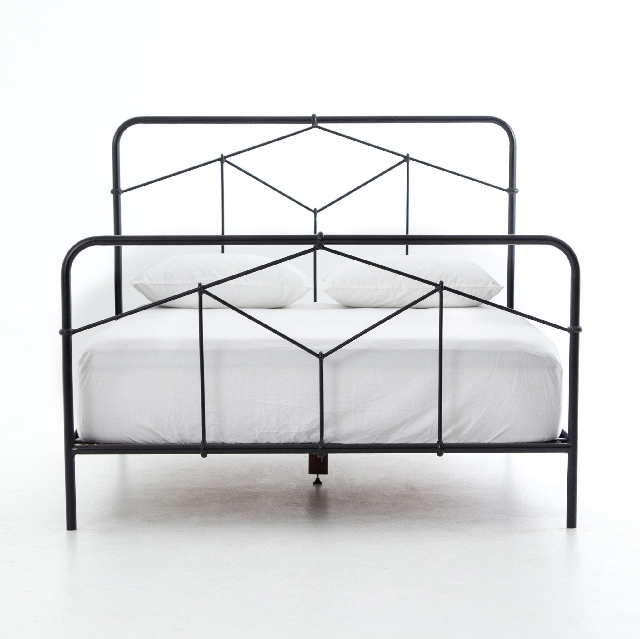 Casey Bed - Sandblasted Vintage Black | King