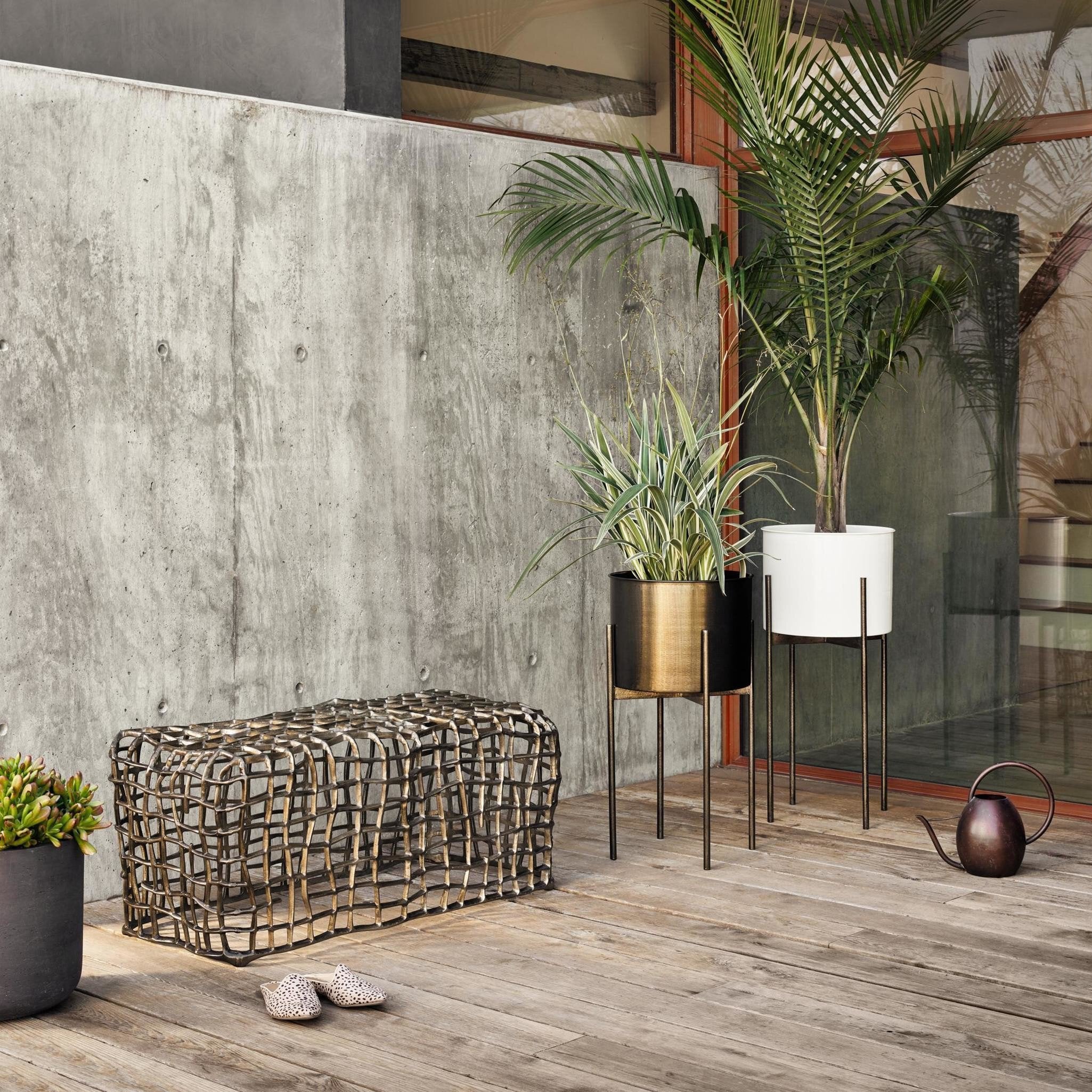 Zander Outdoor Bench - Aged Bronze