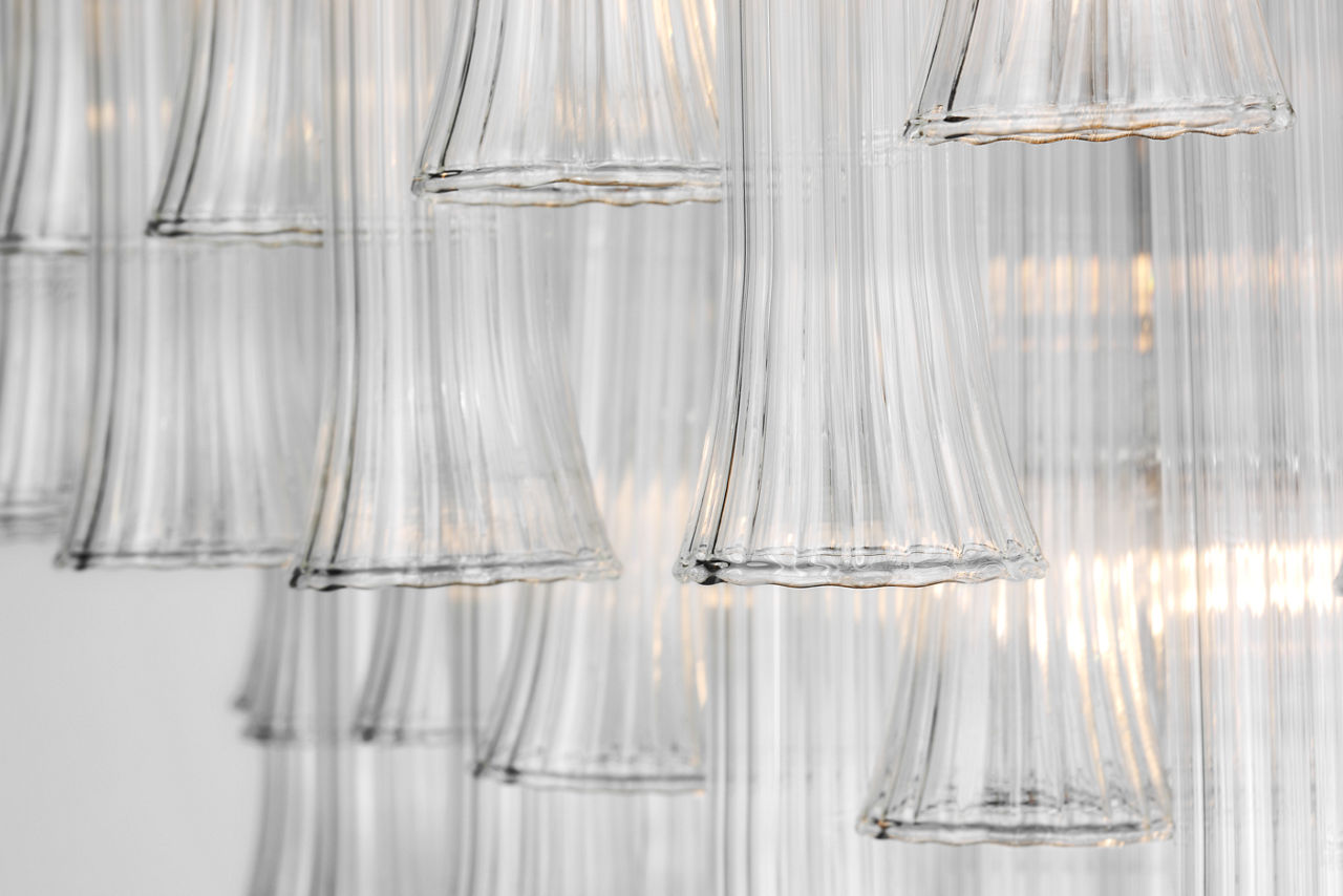 Lorelei X-Large Oval Chandelier | Gild | Clear Glass