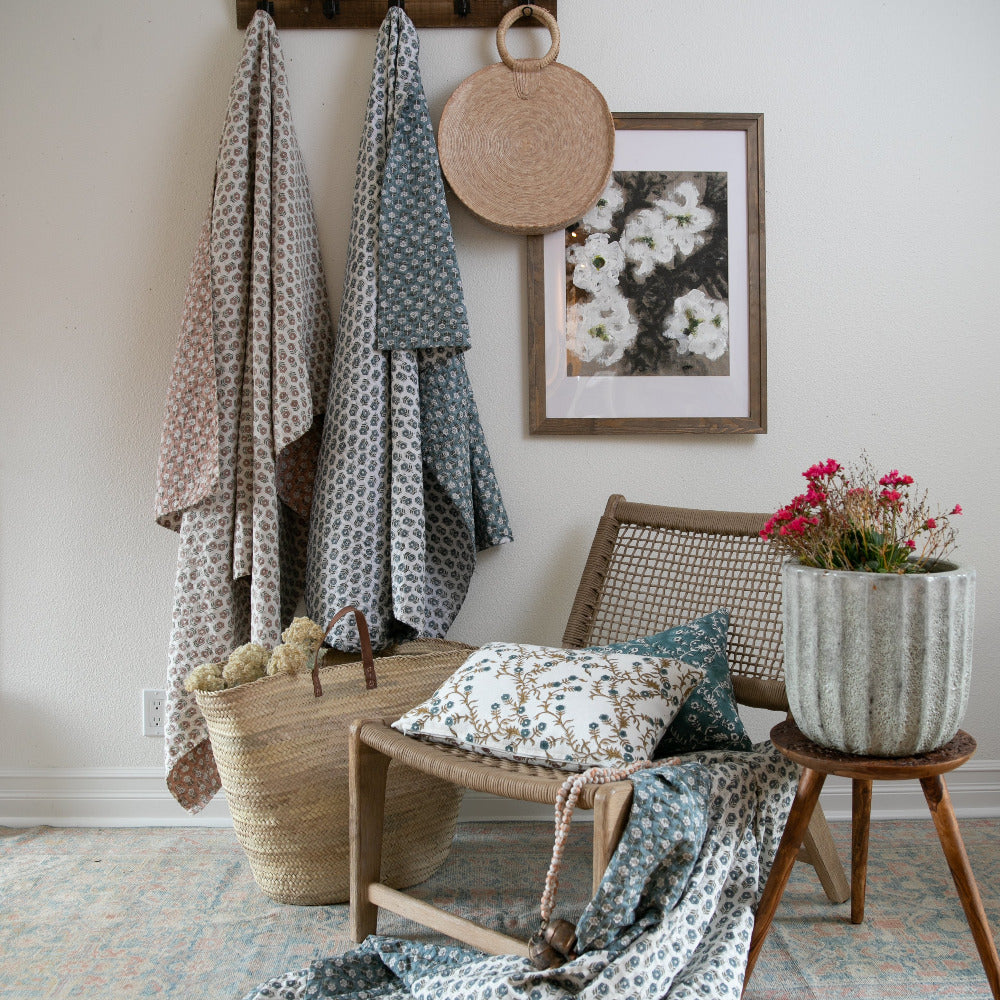 Vidaai Teal Pillow