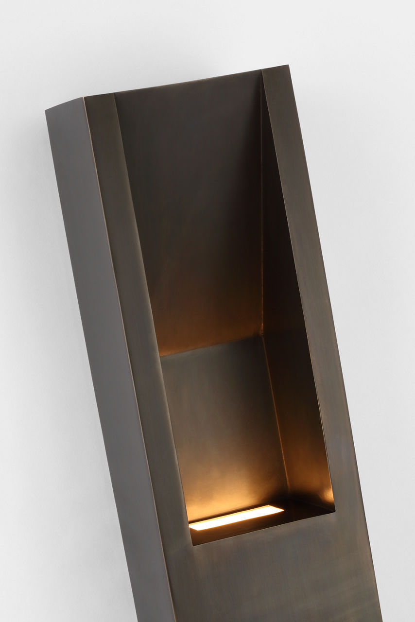 Tribute Large Sconce | Bronze