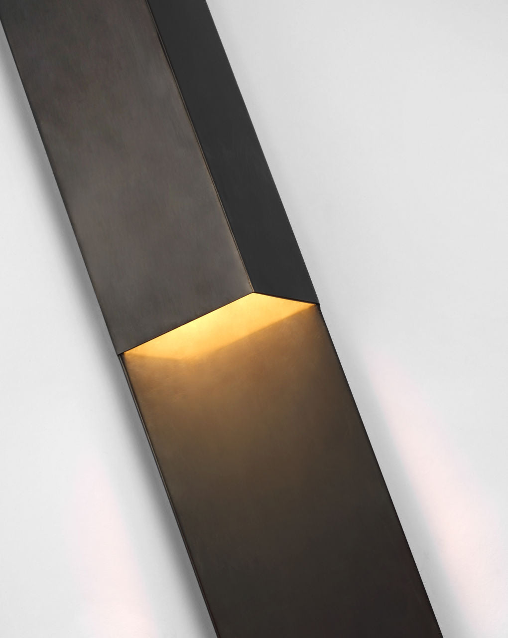 Rega 30" Folded Sconce | Bronze