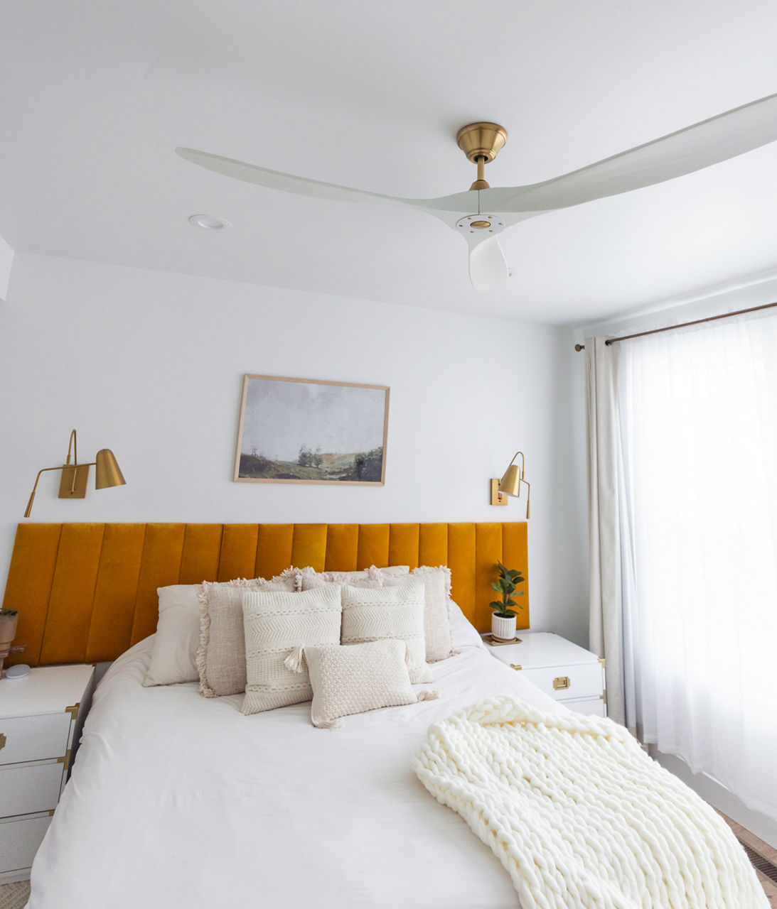 Maverick 52 Ceiling Fan | Matte White Blades Burnished Brass