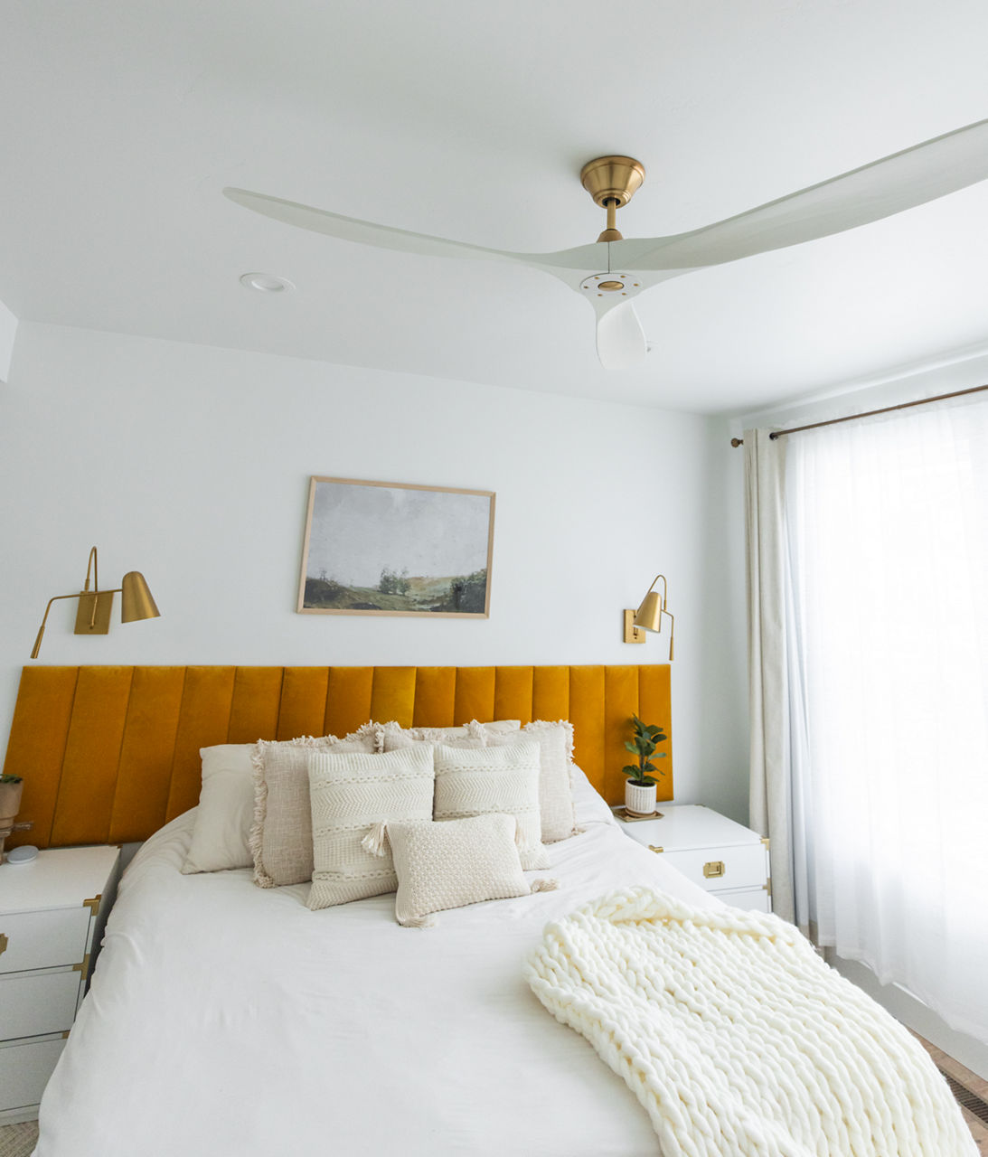 Maverick 70 Ceiling Fan | Burnished Brass | Matte White Blades