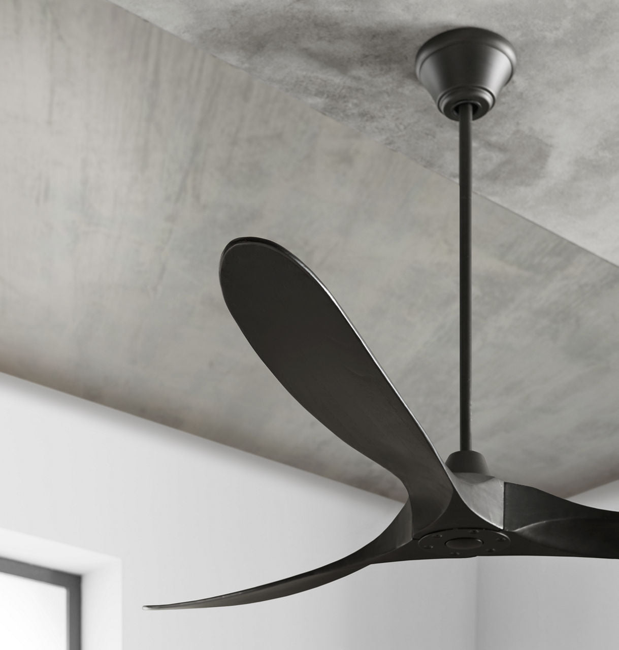 Maverick 70 Ceiling Fan | Blades Matte Black