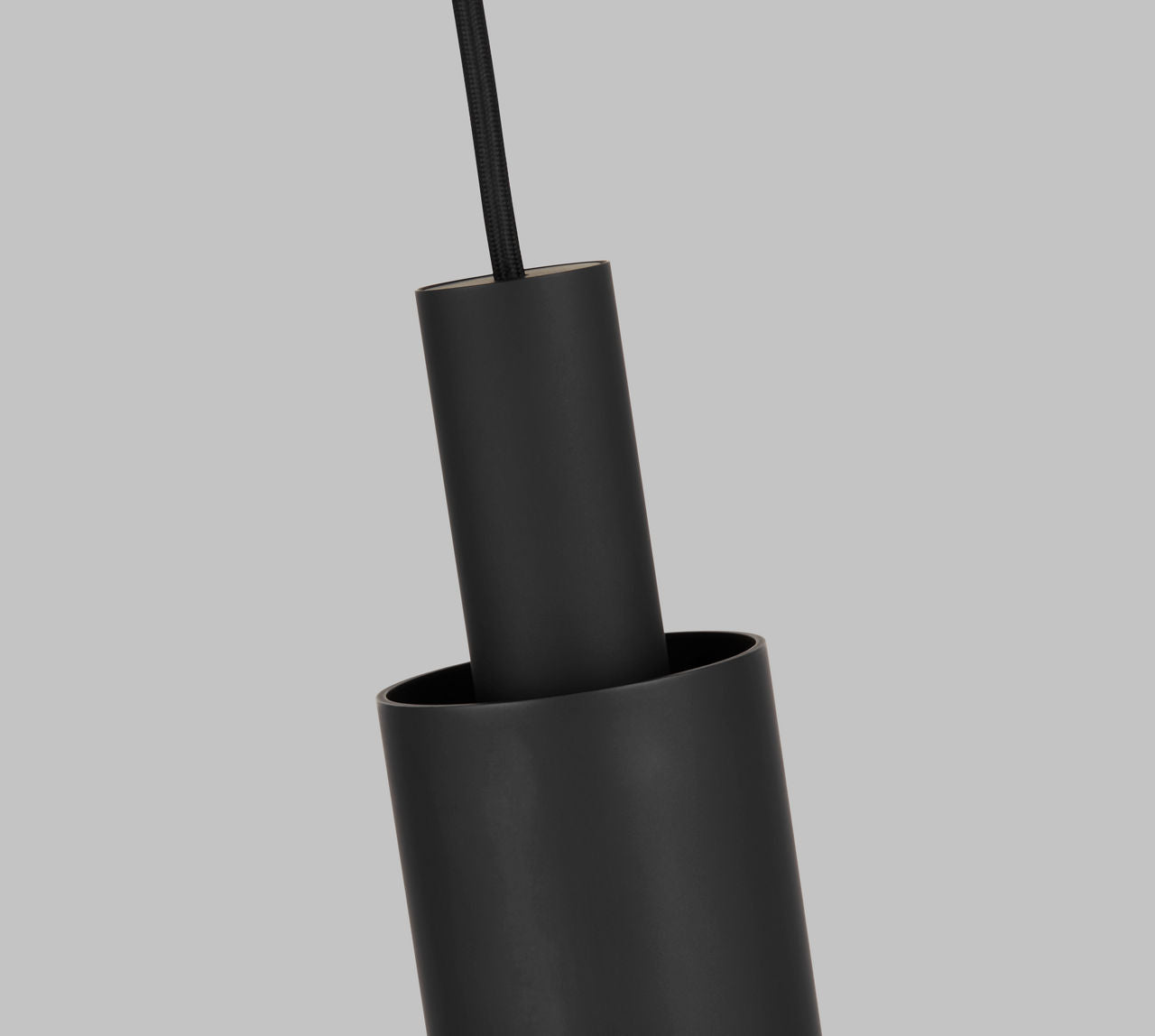 Sottile Large Pendant Nightshade Black LED 2700K 90 CRI 120-277V