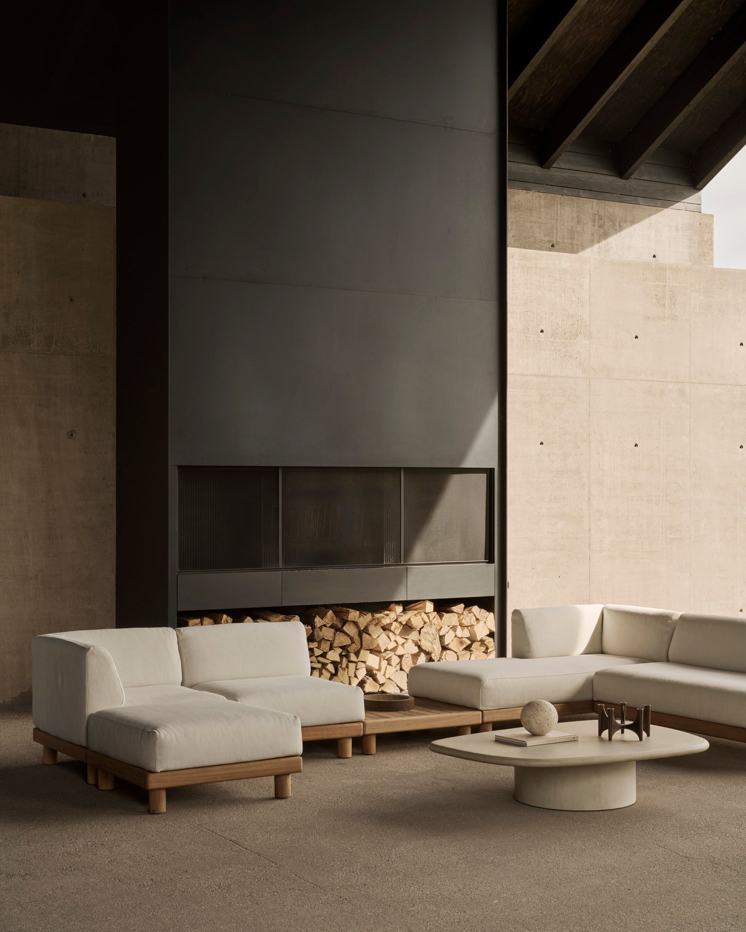 Monocle Outdoor Footstool | Teak | White Fabric