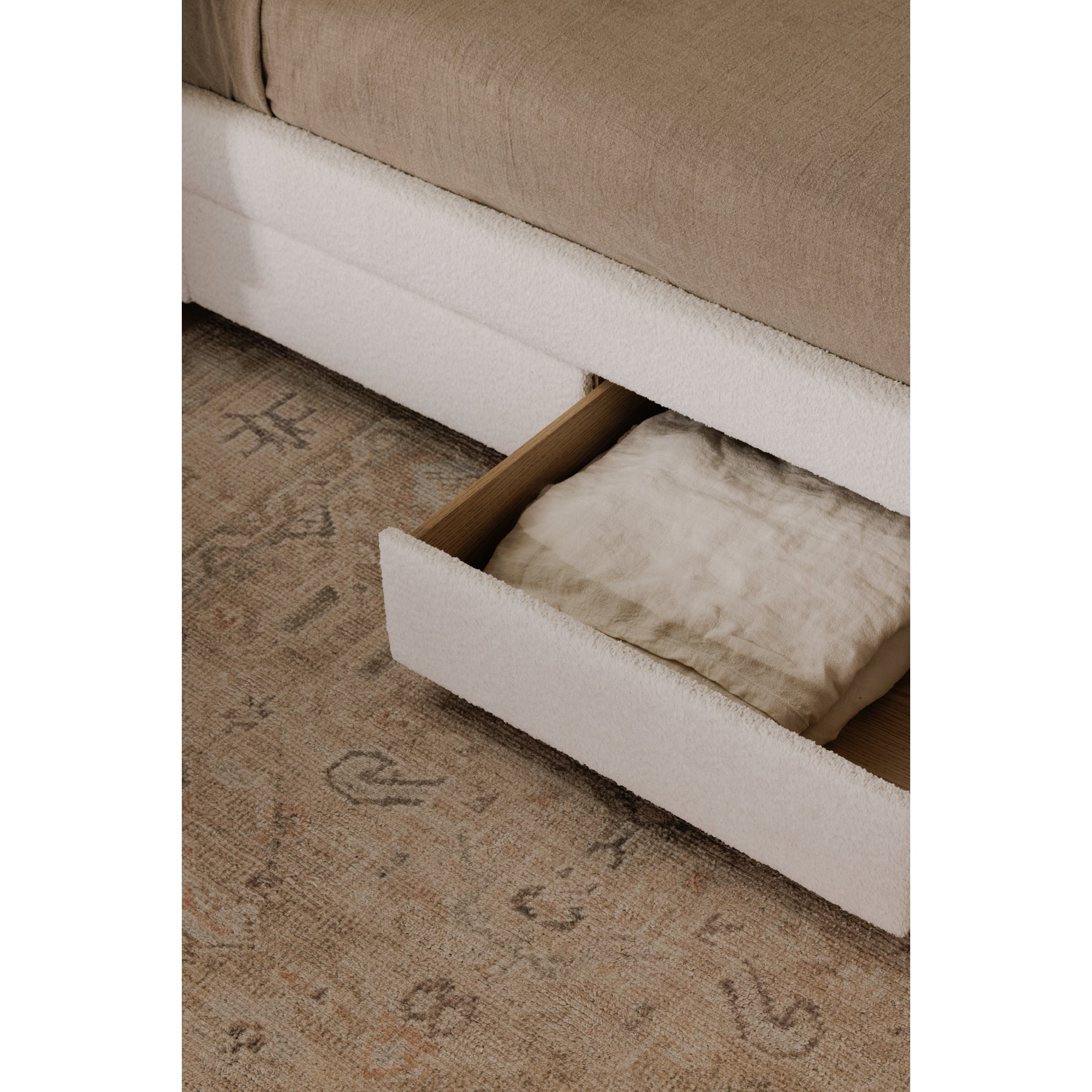 Sophia King Storage Bed Cream