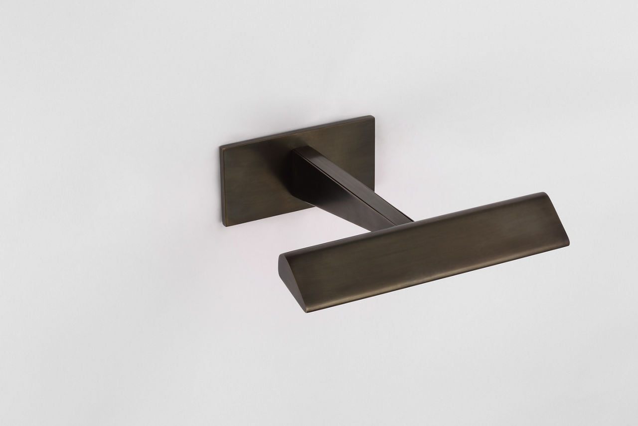 Petrel 8" Picture Light | Bronze