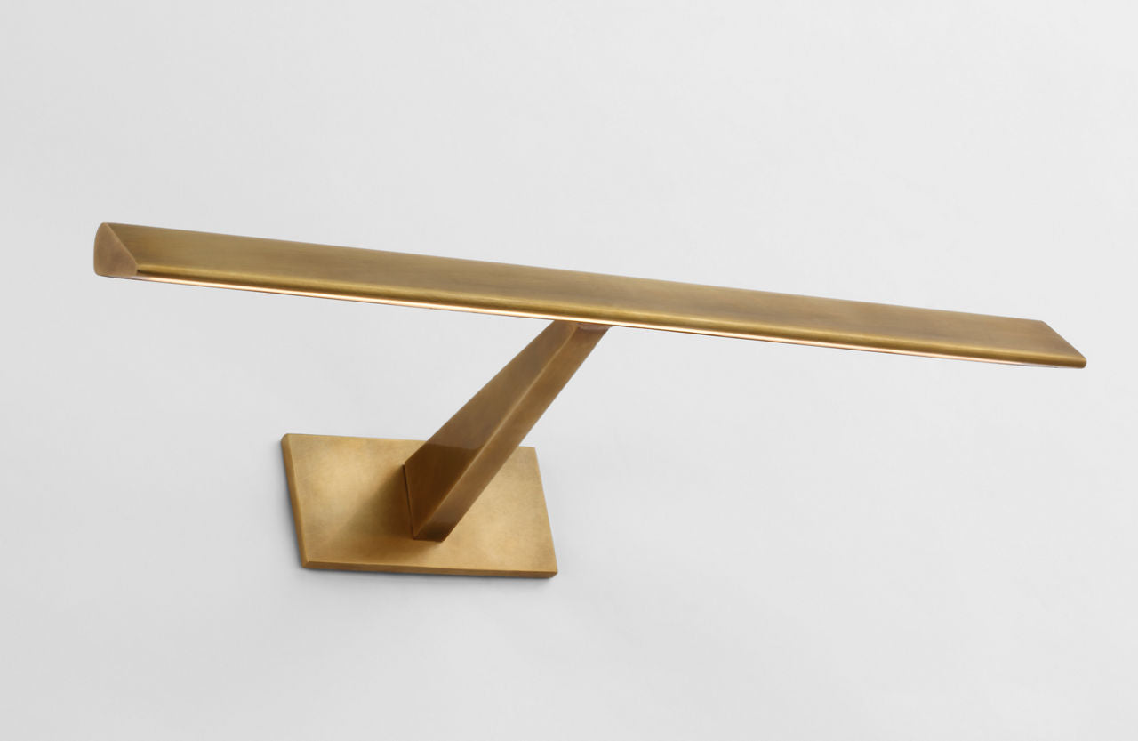 Petrel 18" Picture Light | Hand-Rubbed Antique Brass