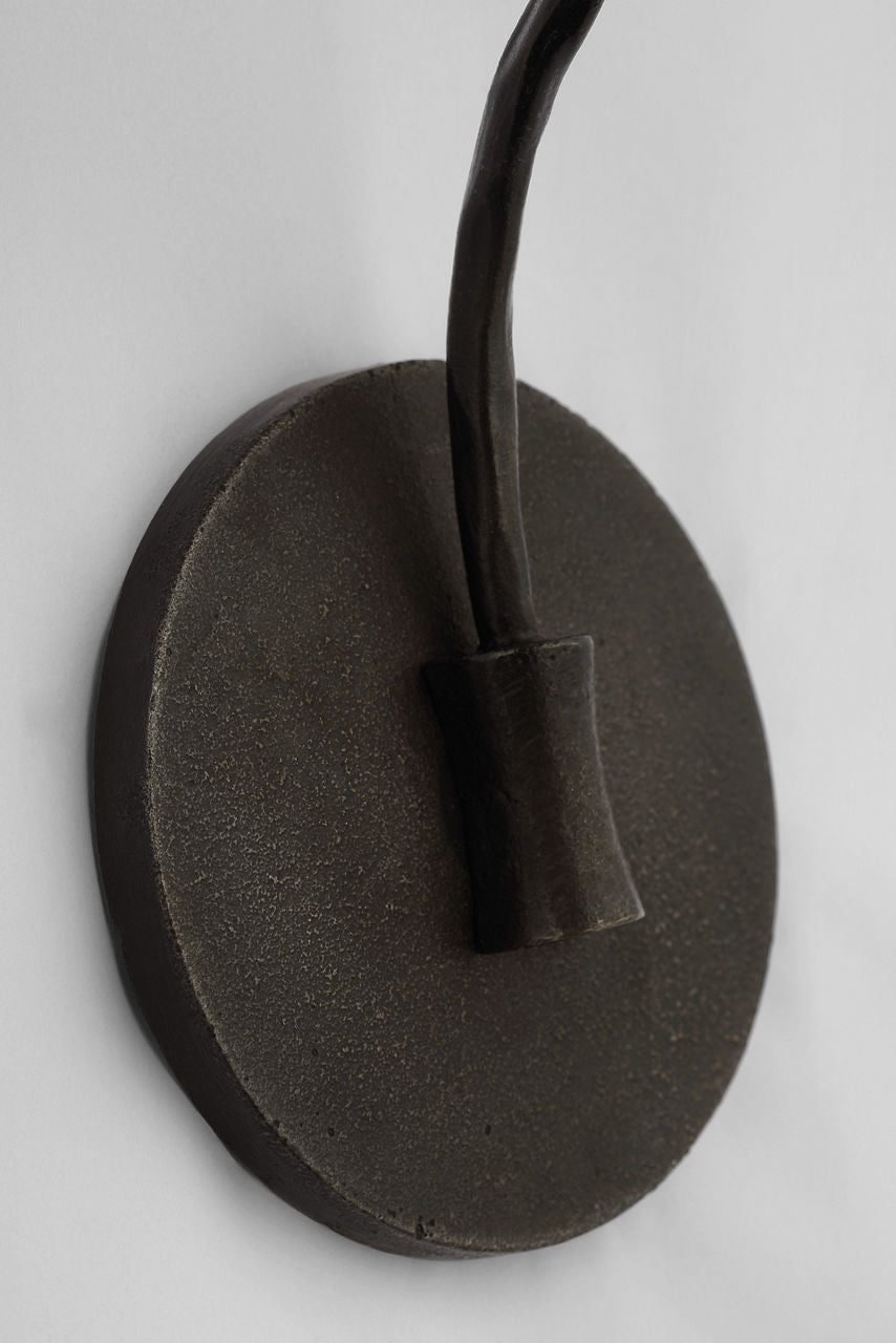Belfair Medium Single Sconce | Aged Iron