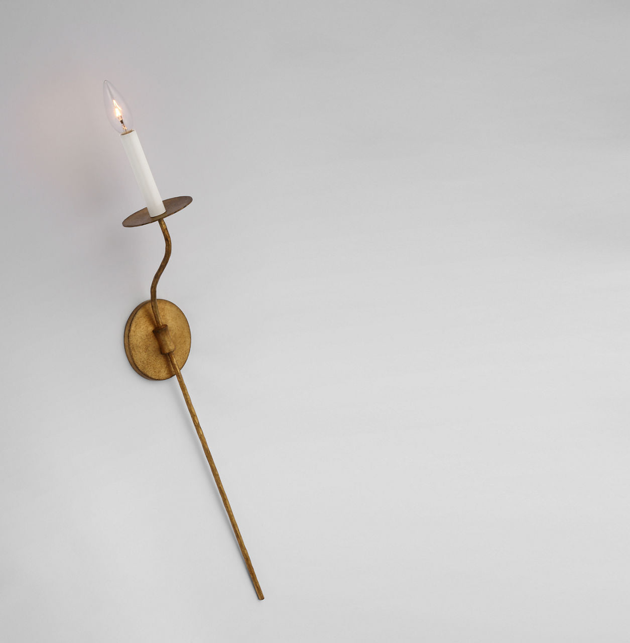 Belfair Large Tail Sconce | Gilded Iron