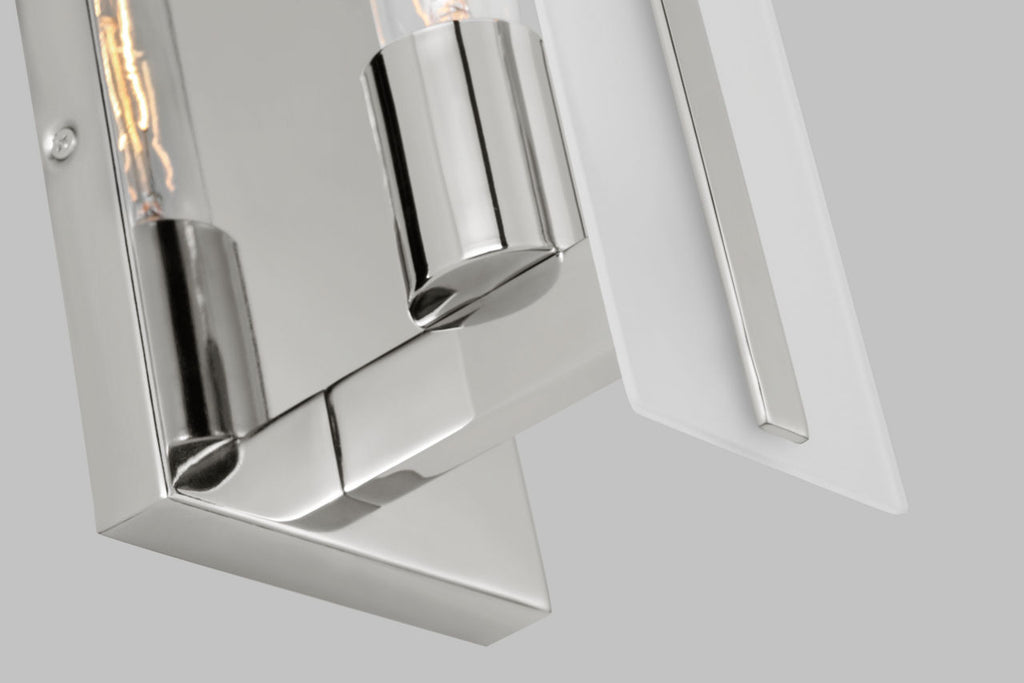 Dex One Light Wall / Bath Sconce Chrome