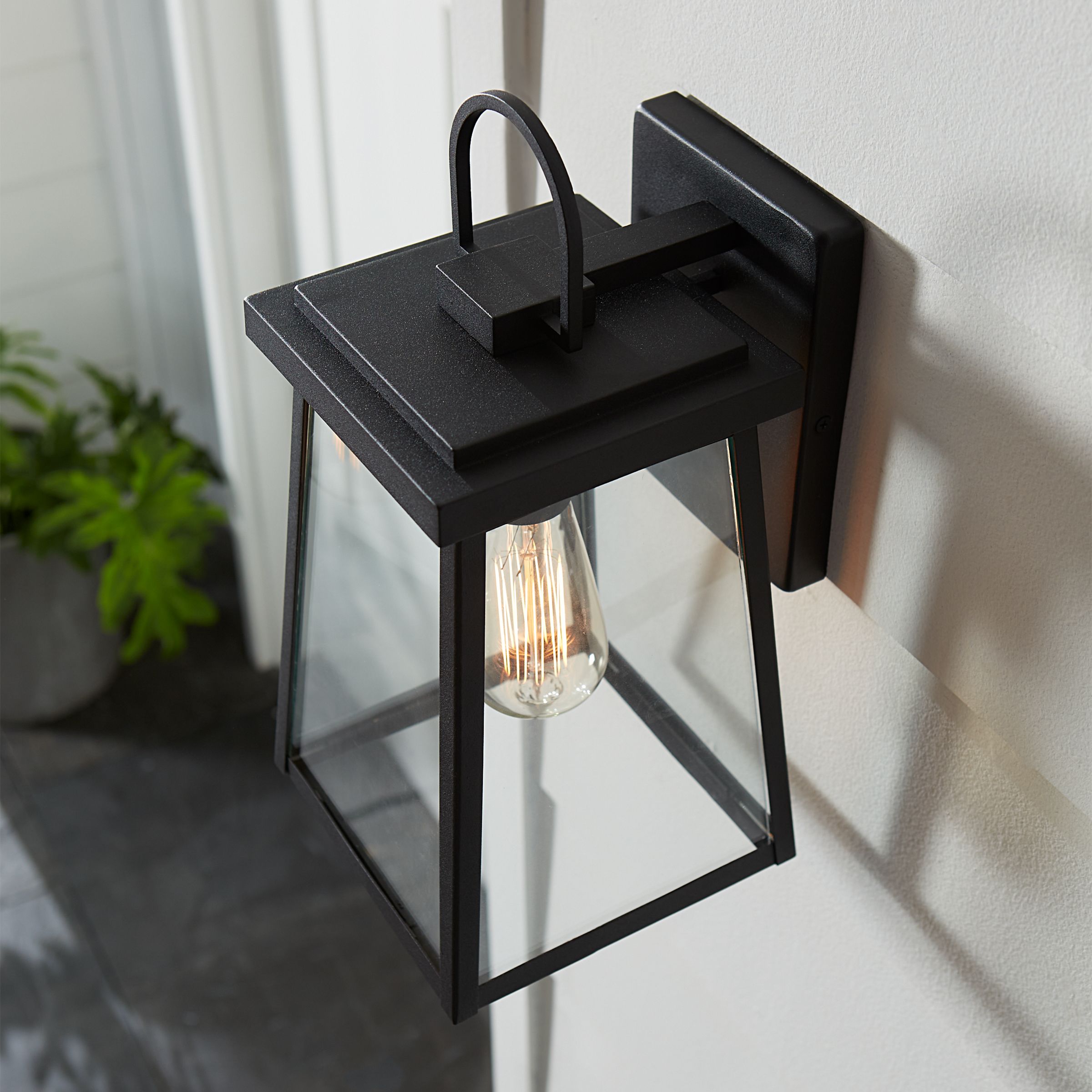 Founders Medium Wall Lantern | Black