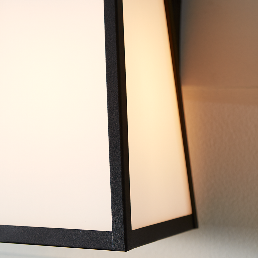 Founders Medium Wall Lantern | Black