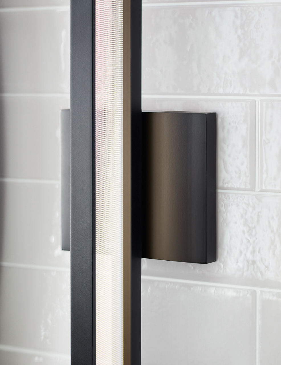 Banda 24 Bath Matte Black 3000K 90 CRI integrated led 90 cri 3000k 120v-277v unv