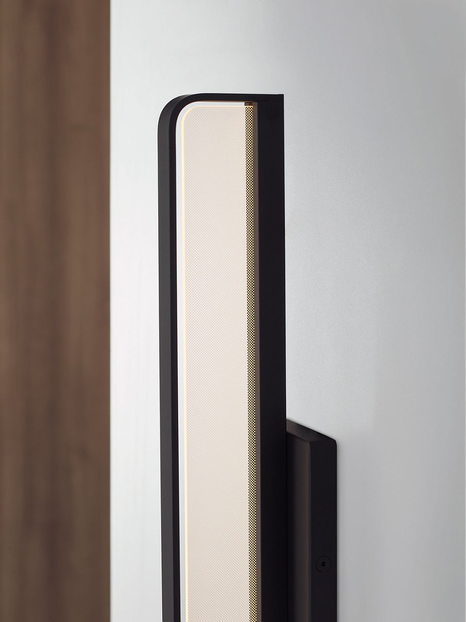 Banda 13 Wall/Bath Matte Black LED 90 CRI 3000k 120V
