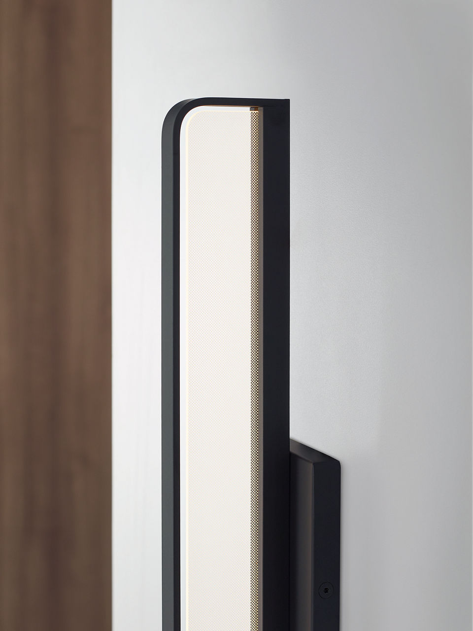 Banda 13 Wall/Bath Matte Black LED 90 CRI 3000k 120V
