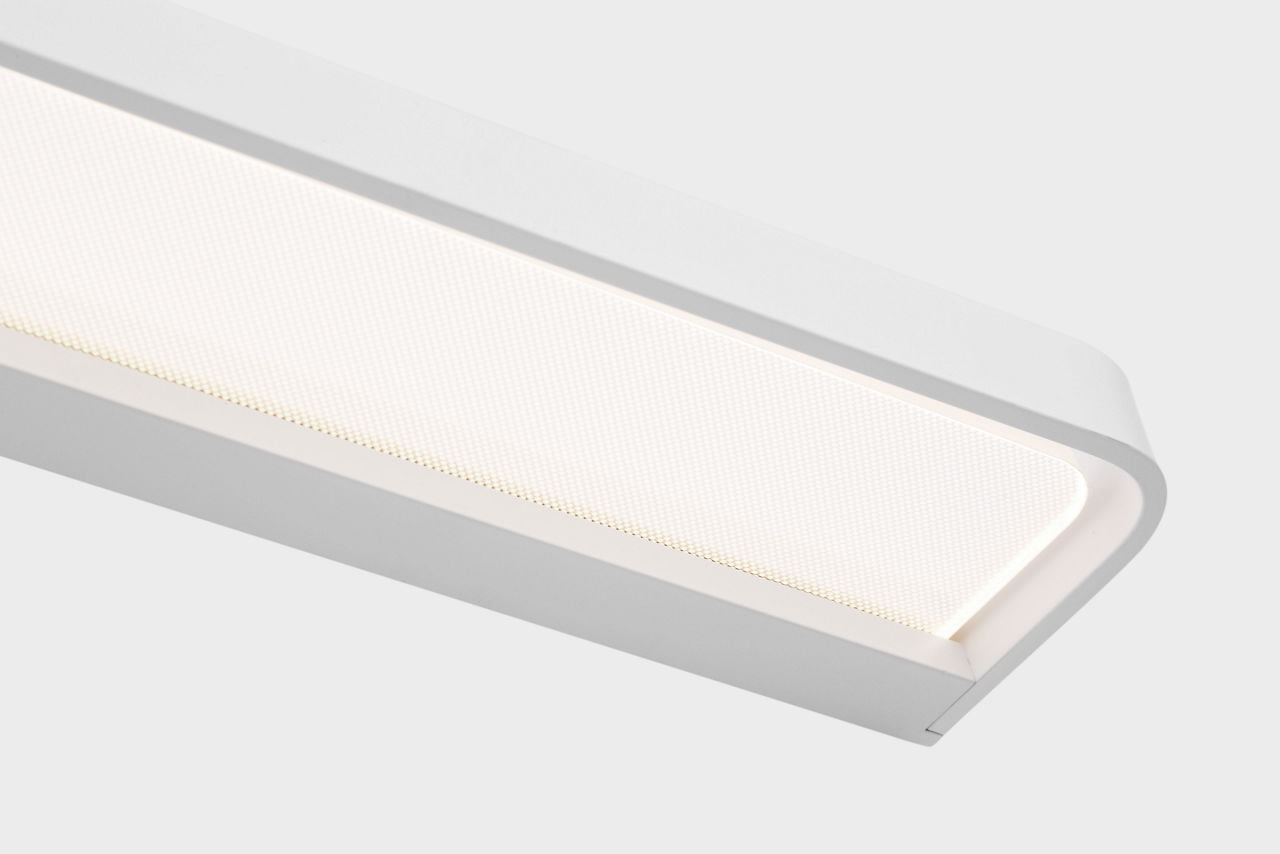 Banda 36 Bath Matte White Integrated LED 90 CRI 3000K 120-277V