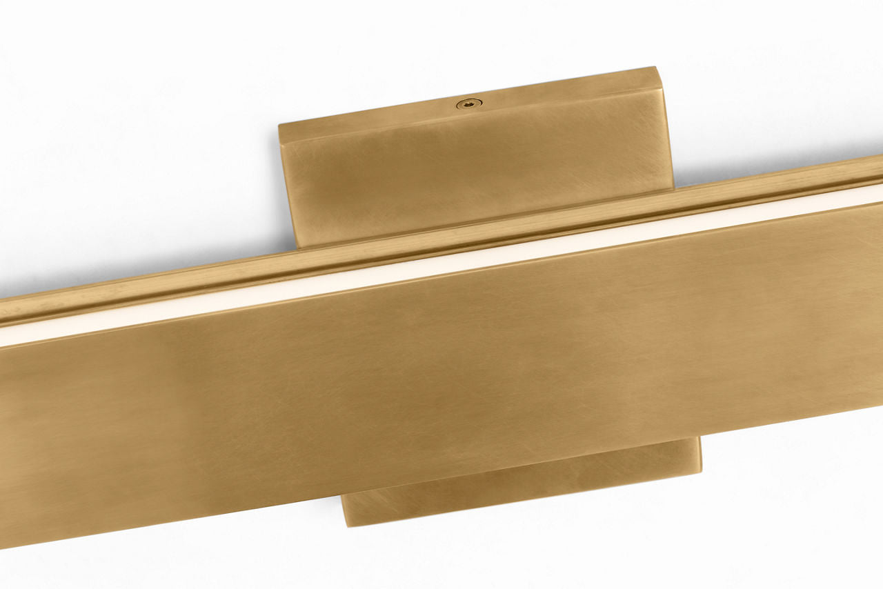 Bau 36 Bath Natural Brass 3000K 90 CRI